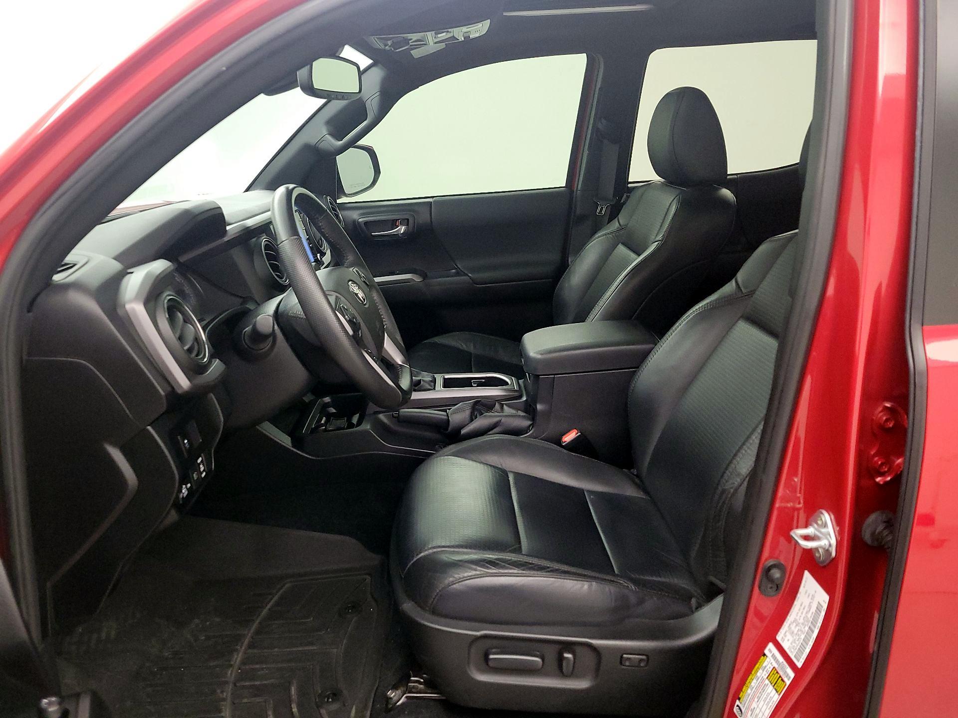 Thumbnail: 2021 Toyota Tacoma - 11