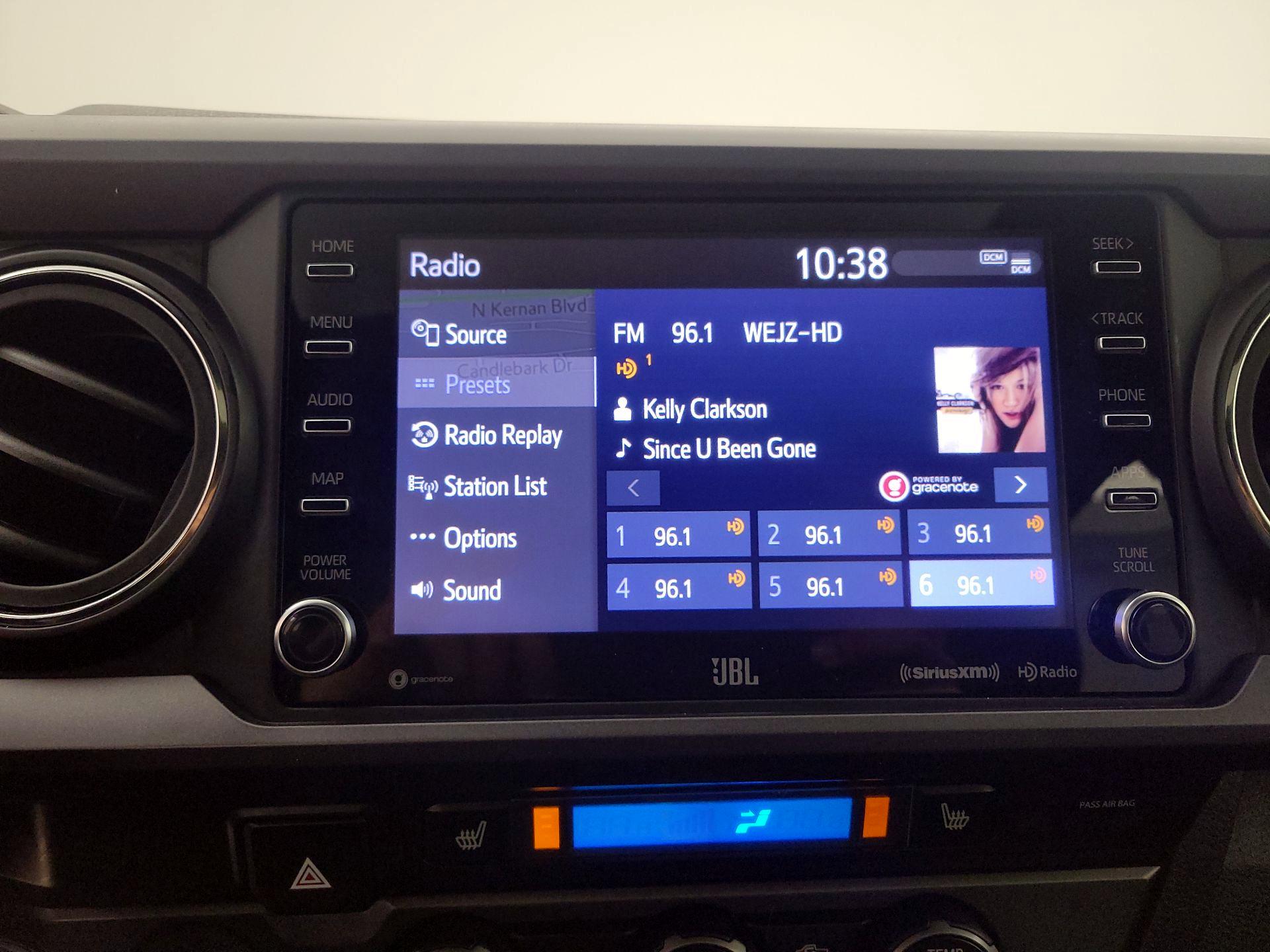 Thumbnail: 2021 Toyota Tacoma - 16