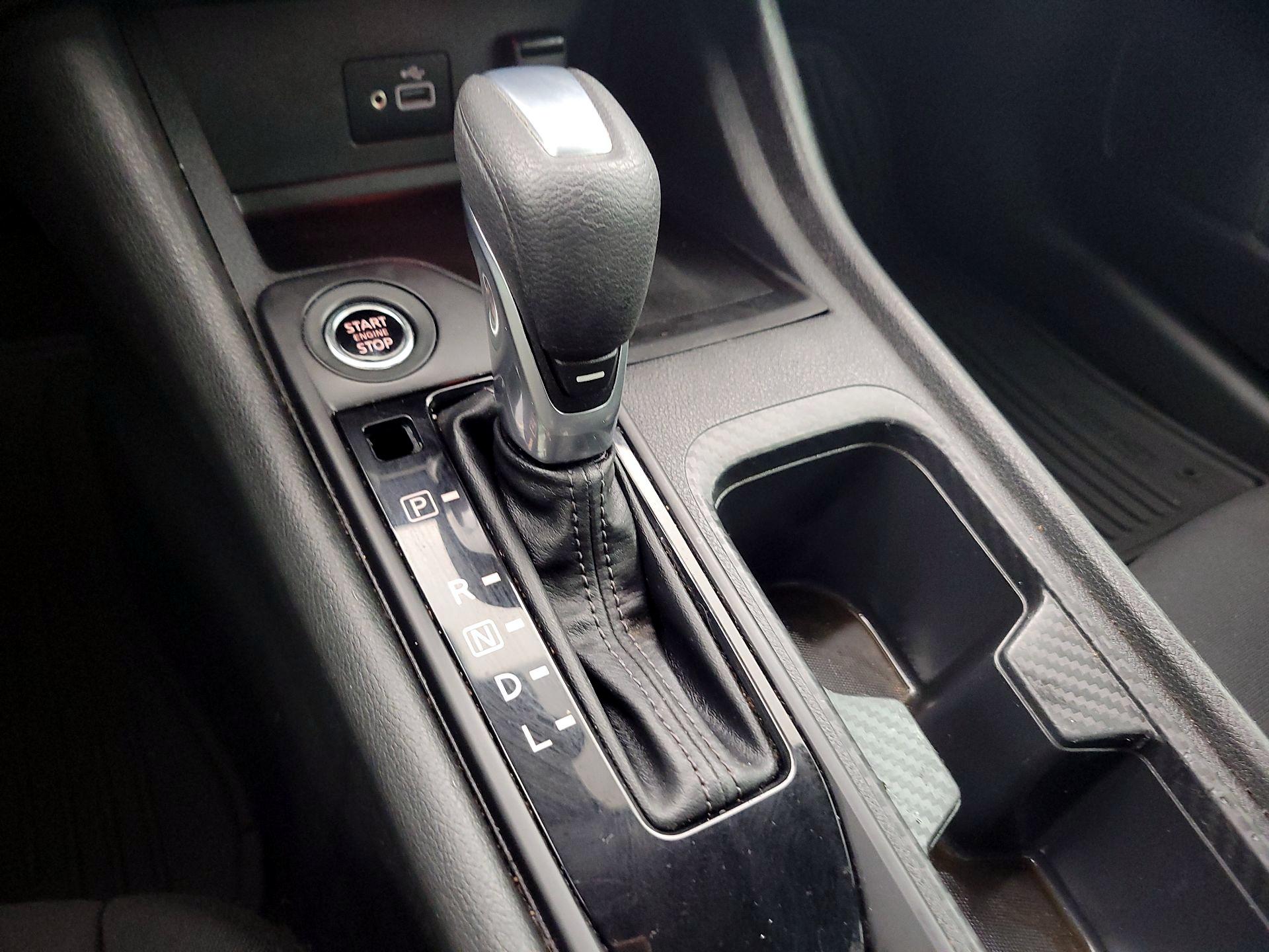 Thumbnail: 2021 Nissan Sentra - 17