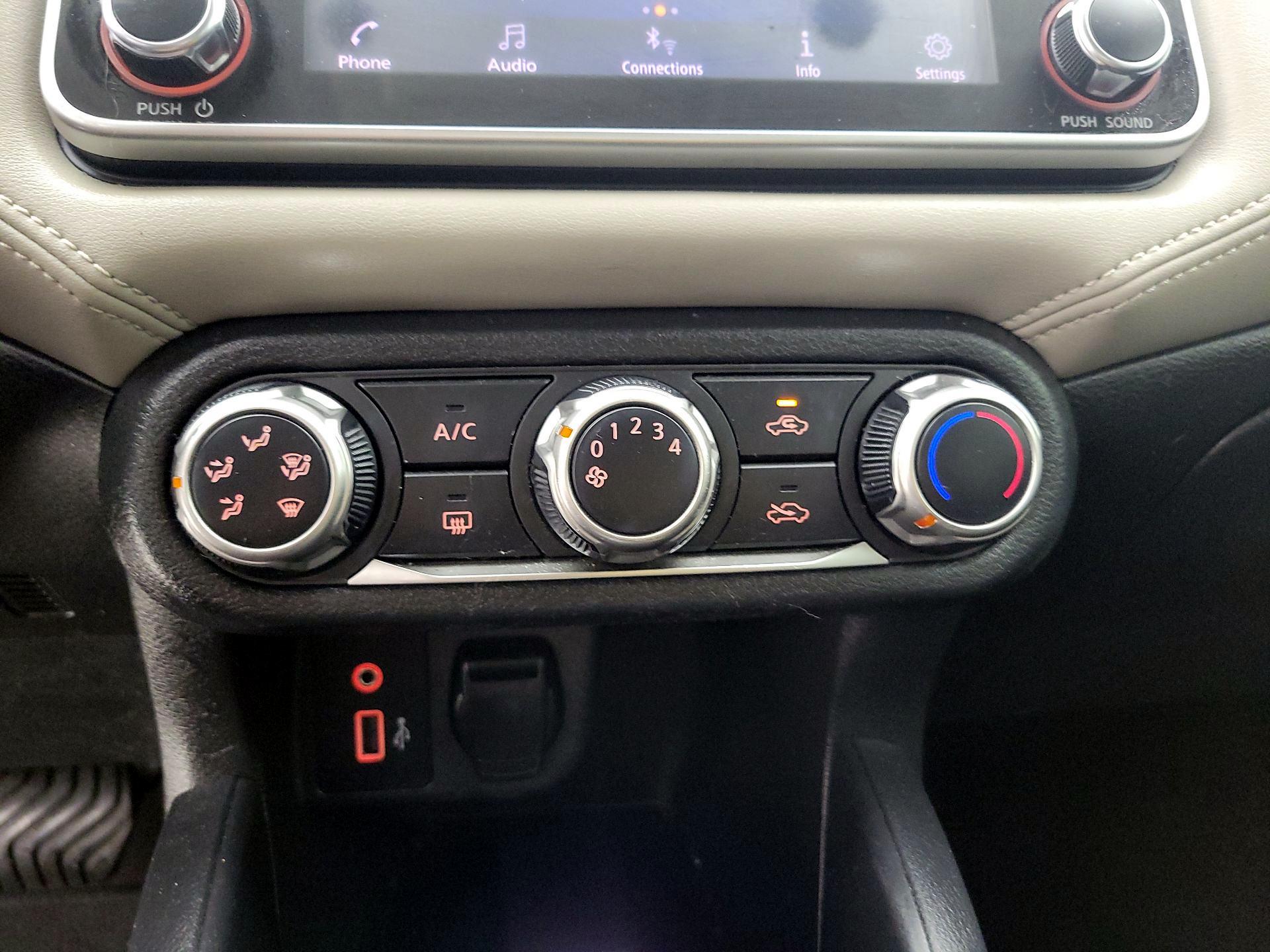 Thumbnail: 2020 Nissan Versa - 15