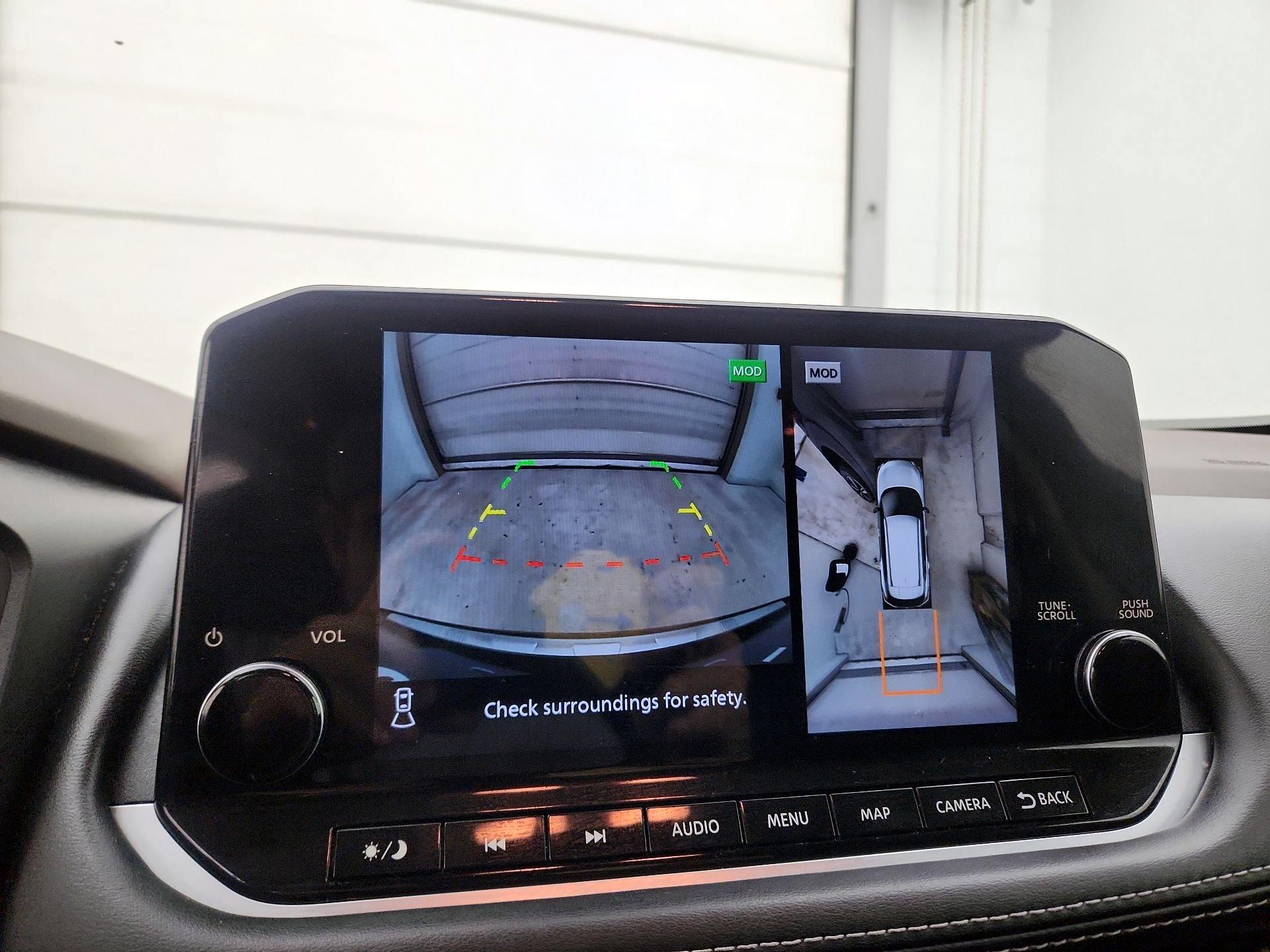 Thumbnail: 2023 Nissan Rogue - 15