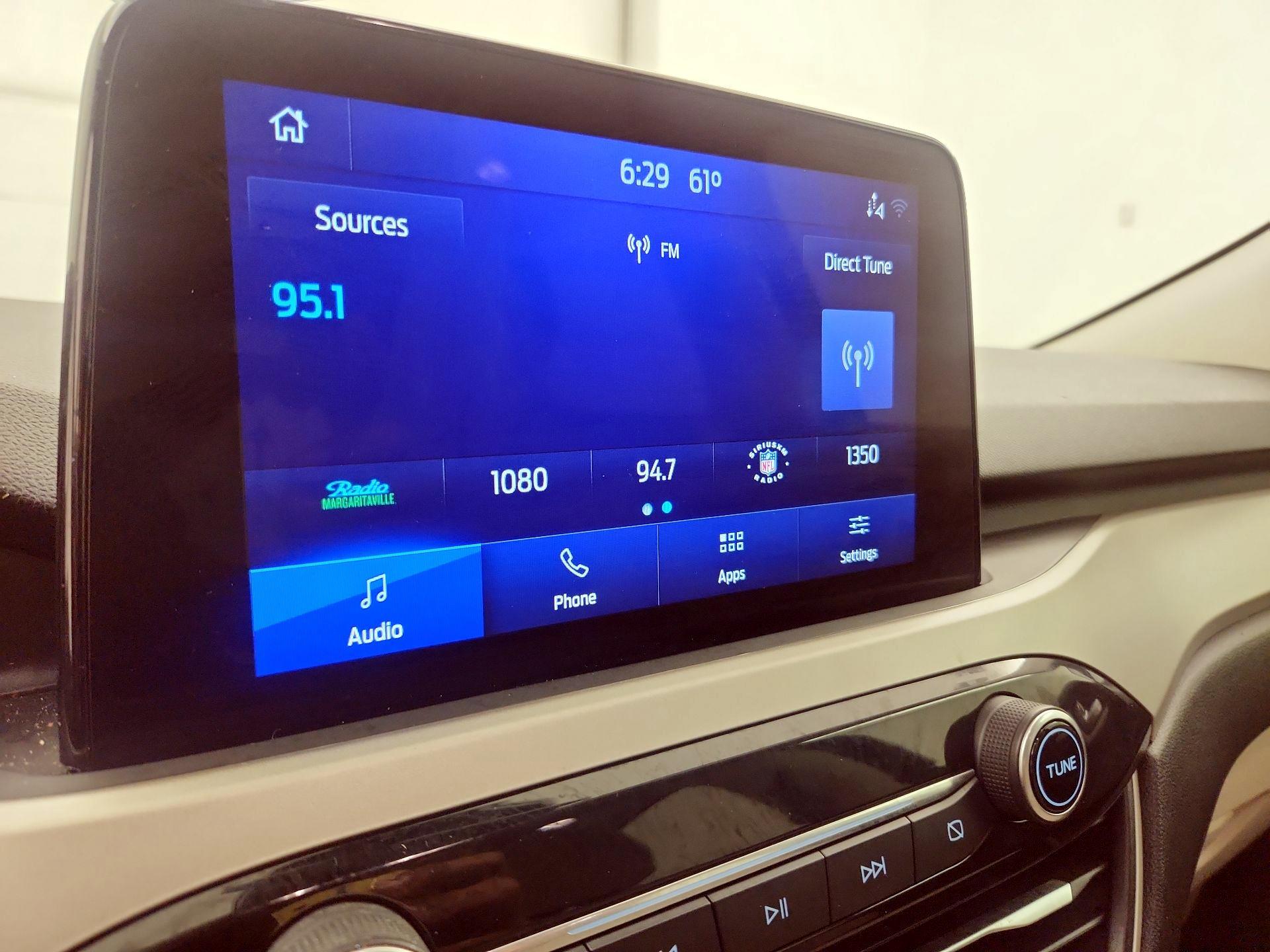 Thumbnail: 2021 Ford Escape - 15