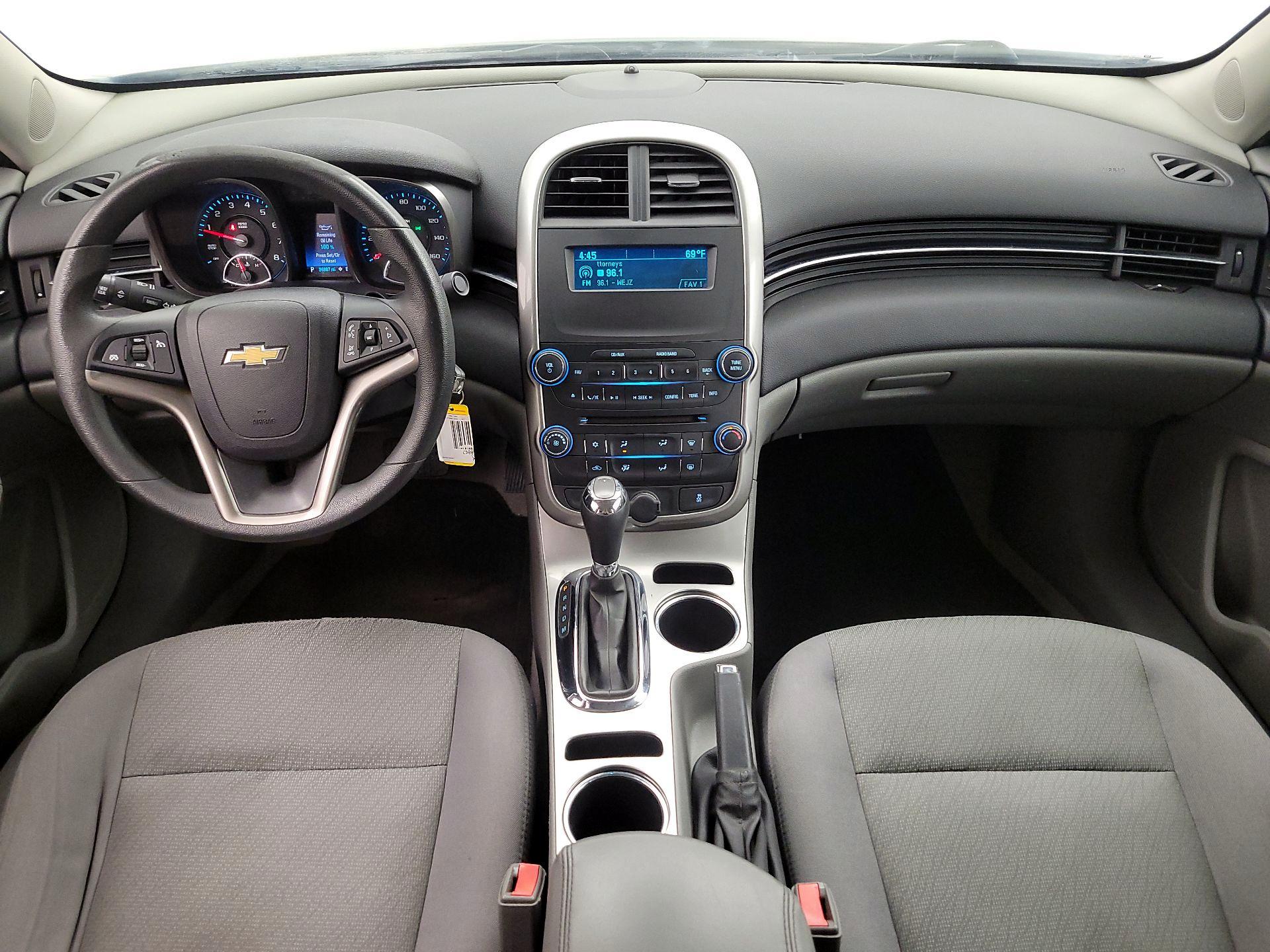 Thumbnail: 2015 Chevrolet Malibu - 9