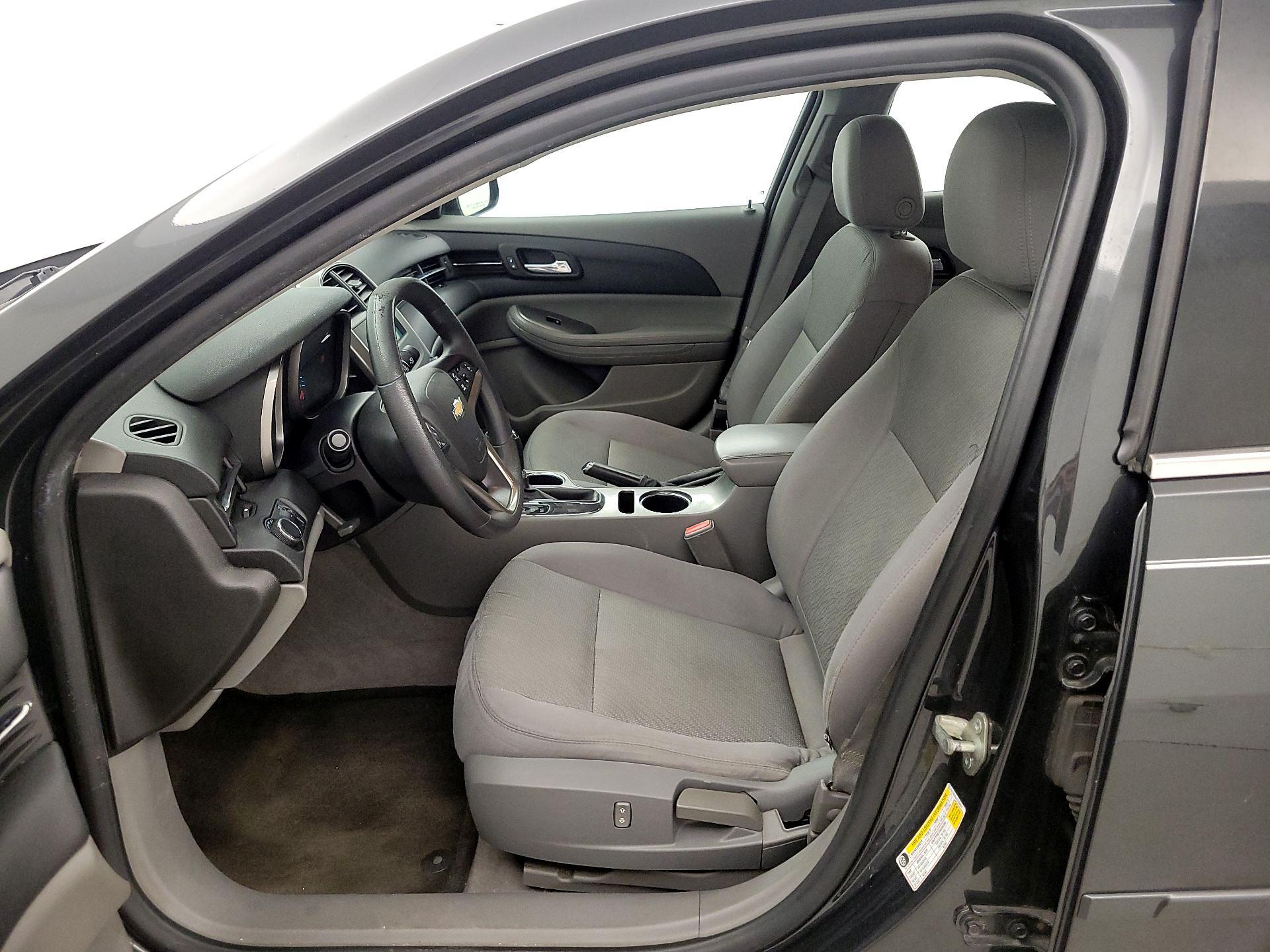 Thumbnail: 2015 Chevrolet Malibu - 11