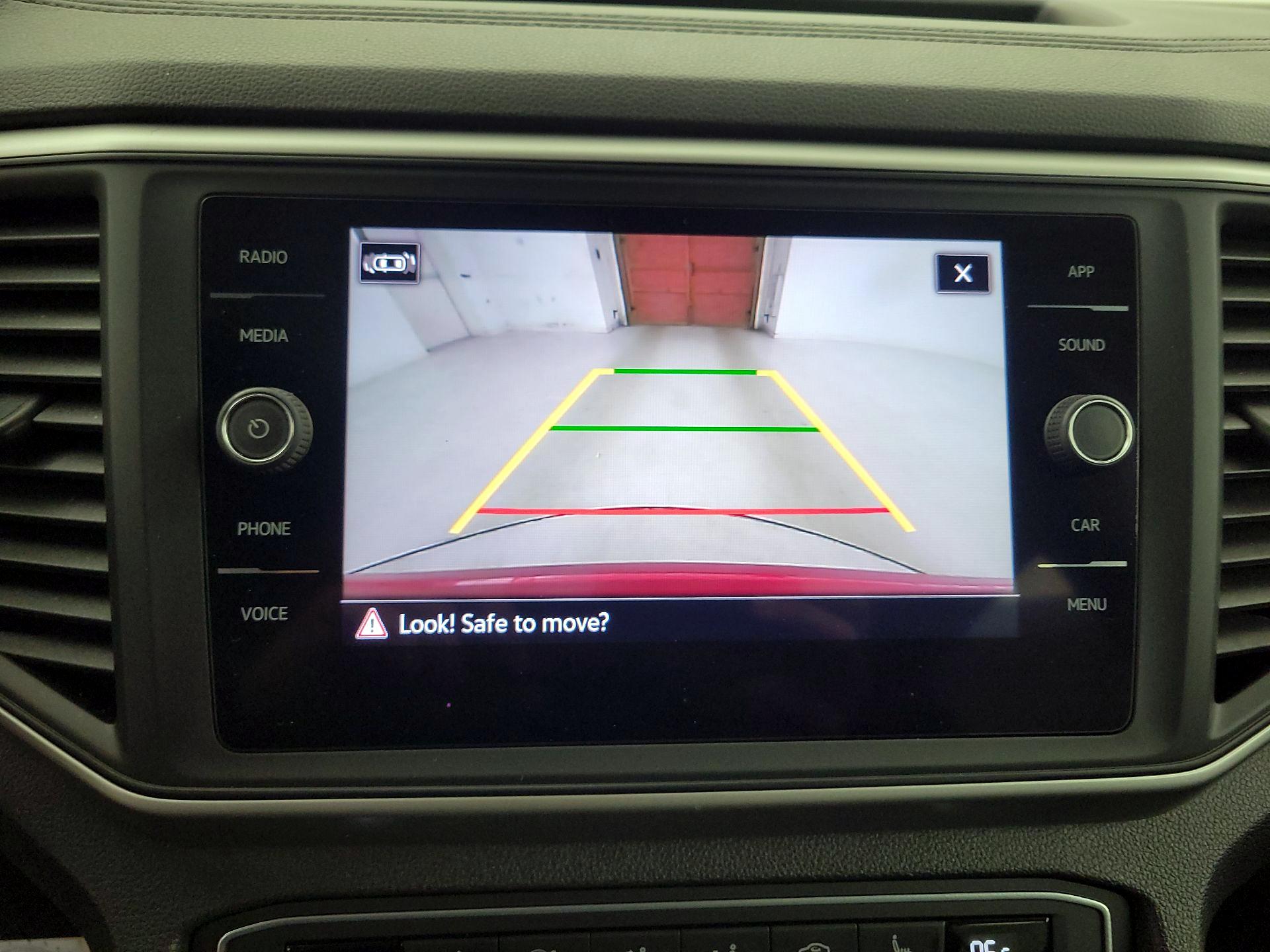 Thumbnail: 2021 Volkswagen Atlas - 14