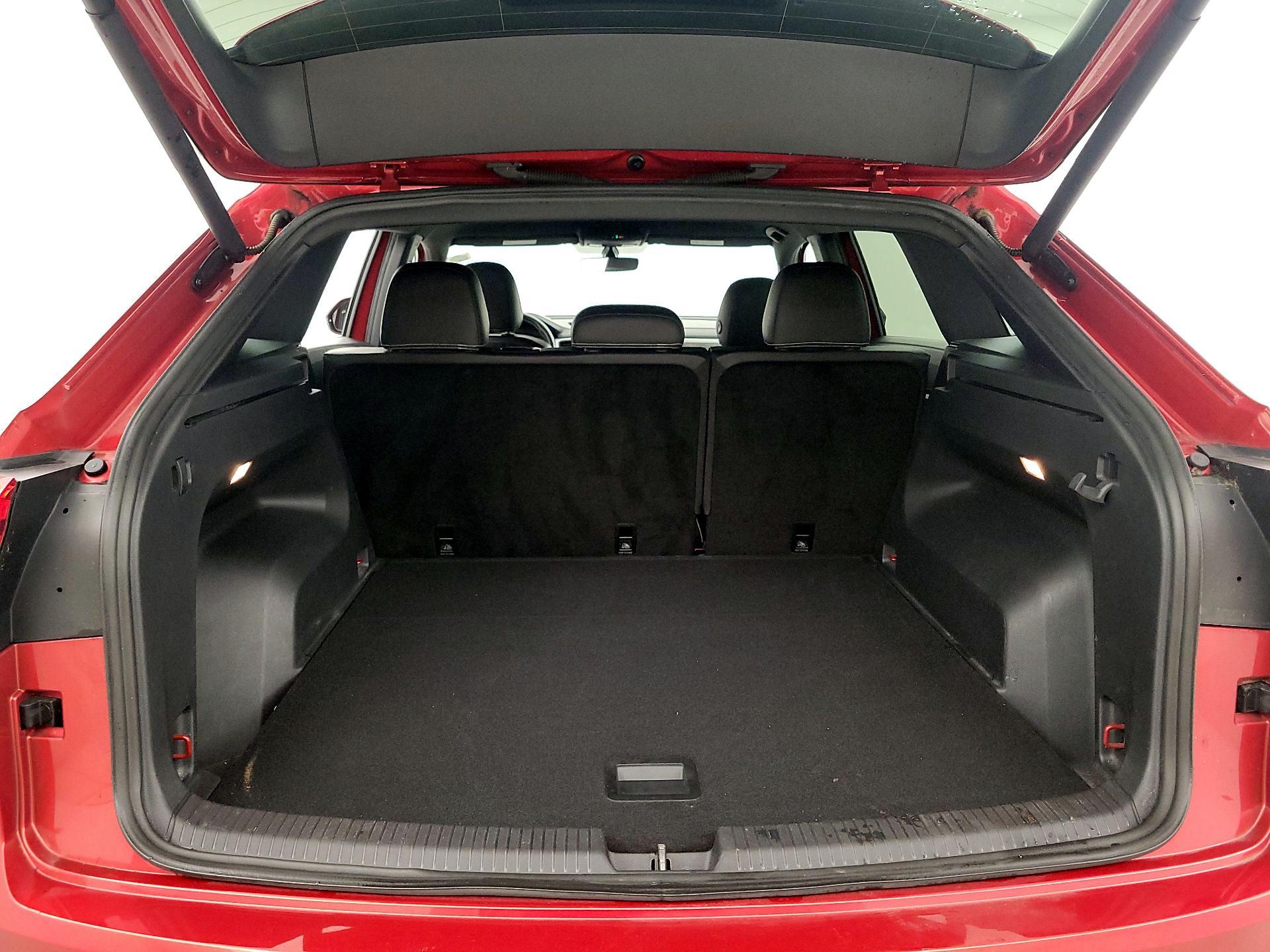 Thumbnail: 2021 Volkswagen Atlas - 20