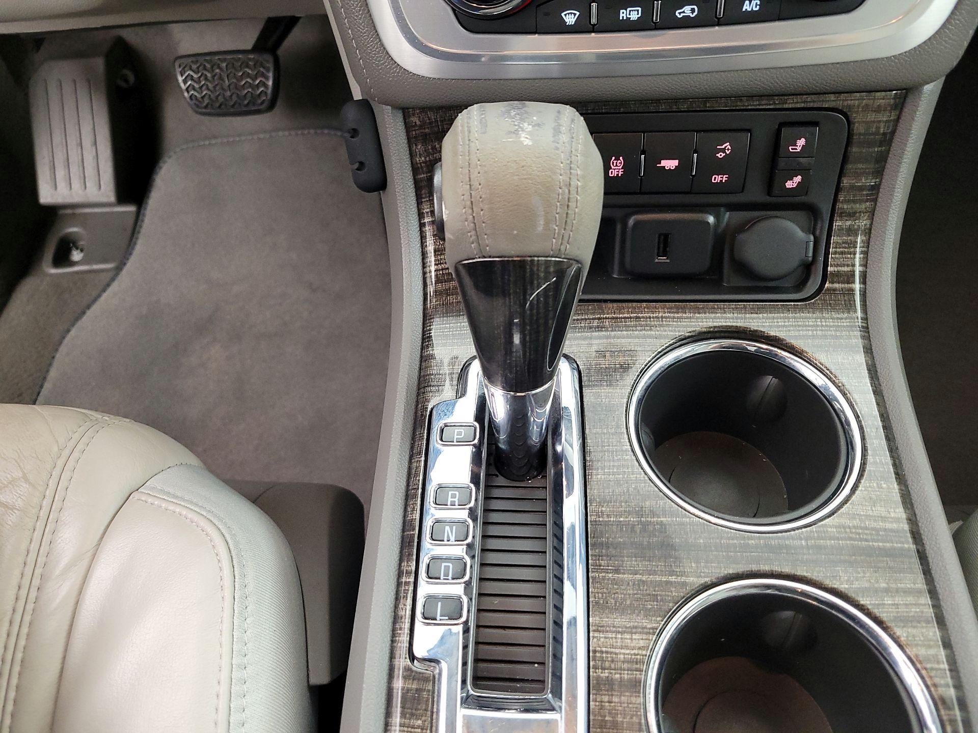 Thumbnail: 2016 GMC Acadia - 17