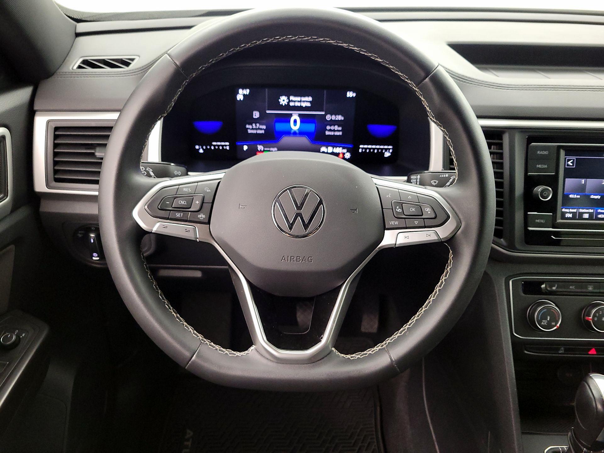 Thumbnail: 2023 Volkswagen Atlas - 10