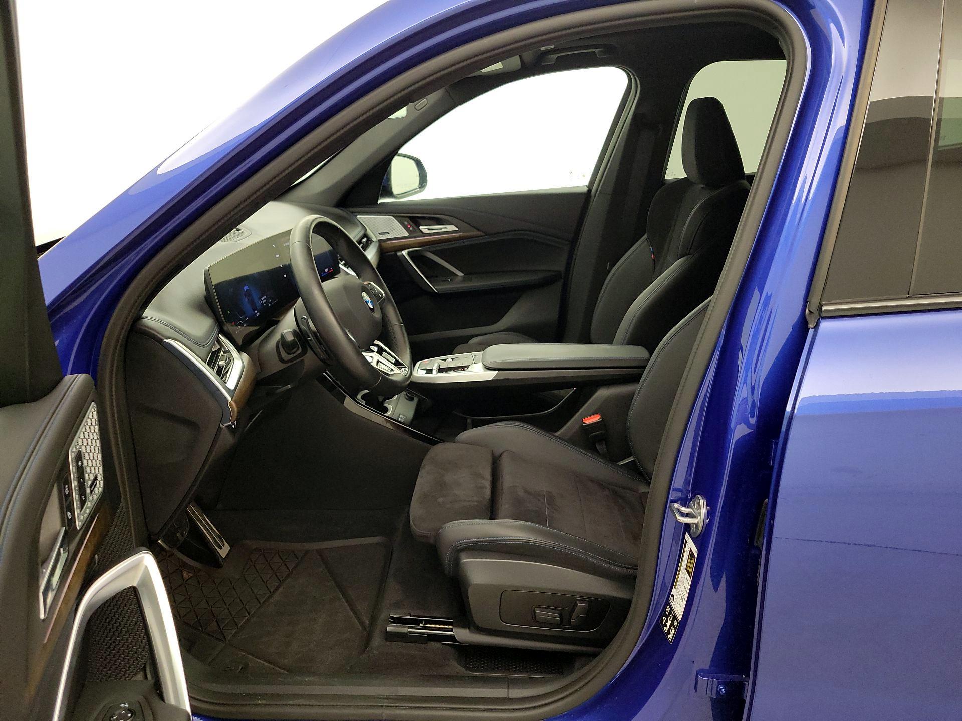 Thumbnail: 2024 BMW X1 - 11