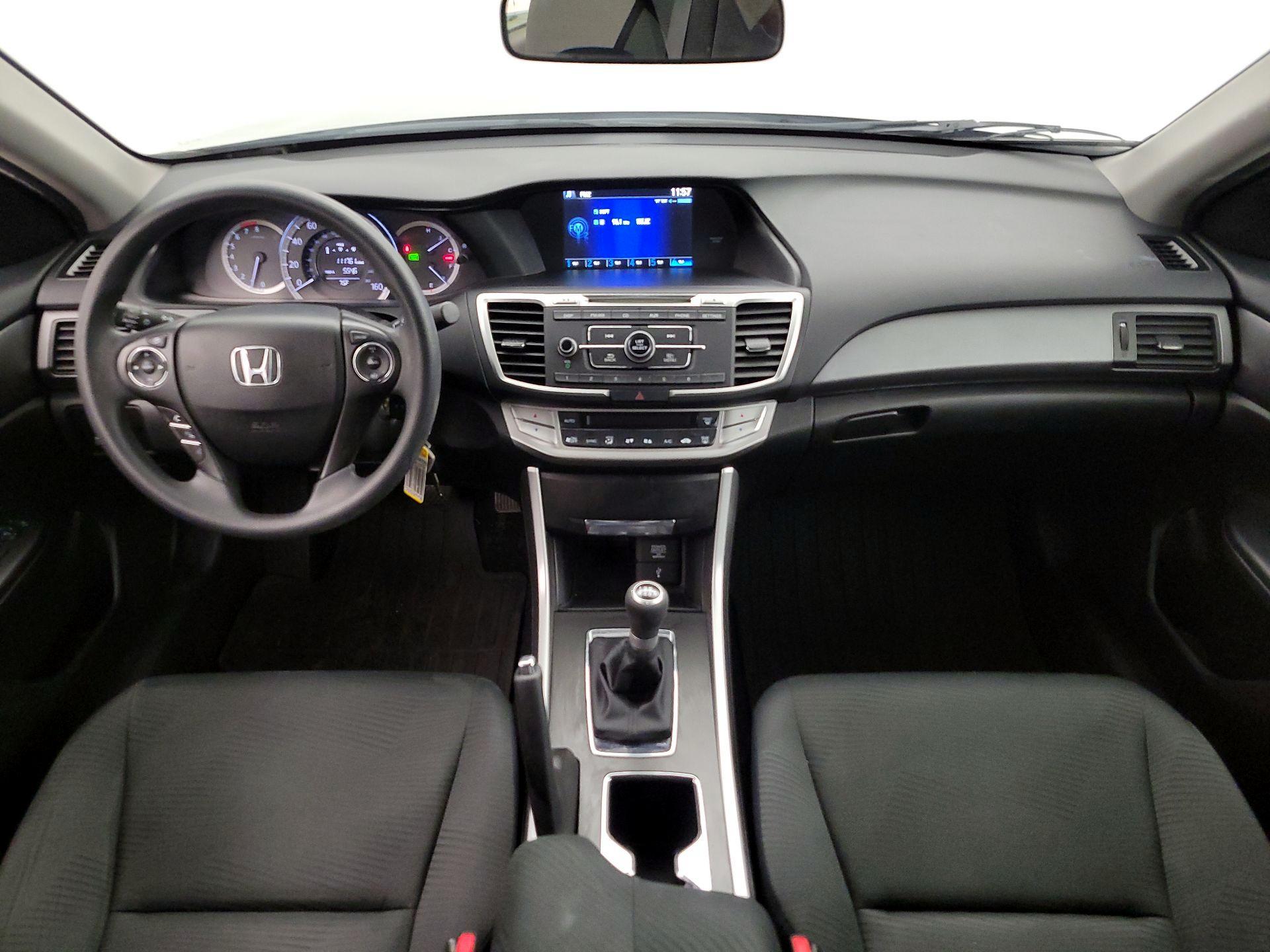 Thumbnail: 2015 Honda Accord - 9