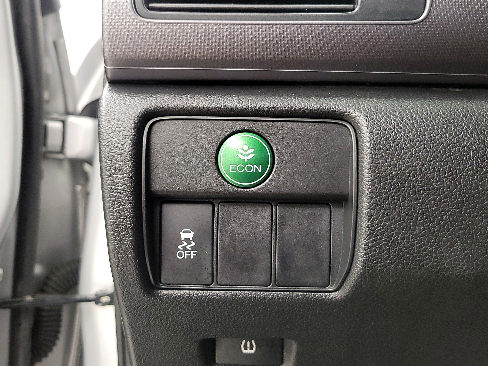 Thumbnail: 2015 Honda Accord - 13