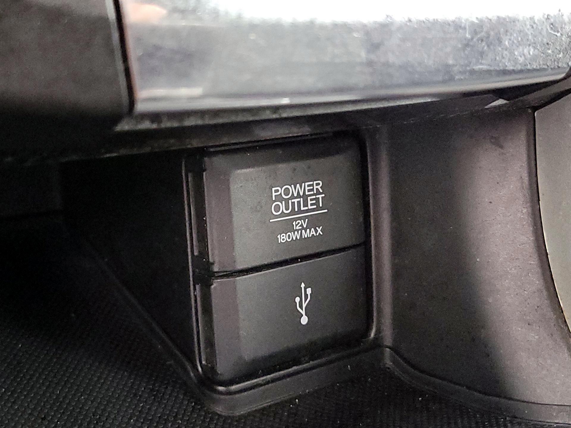 Thumbnail: 2015 Honda Accord - 18