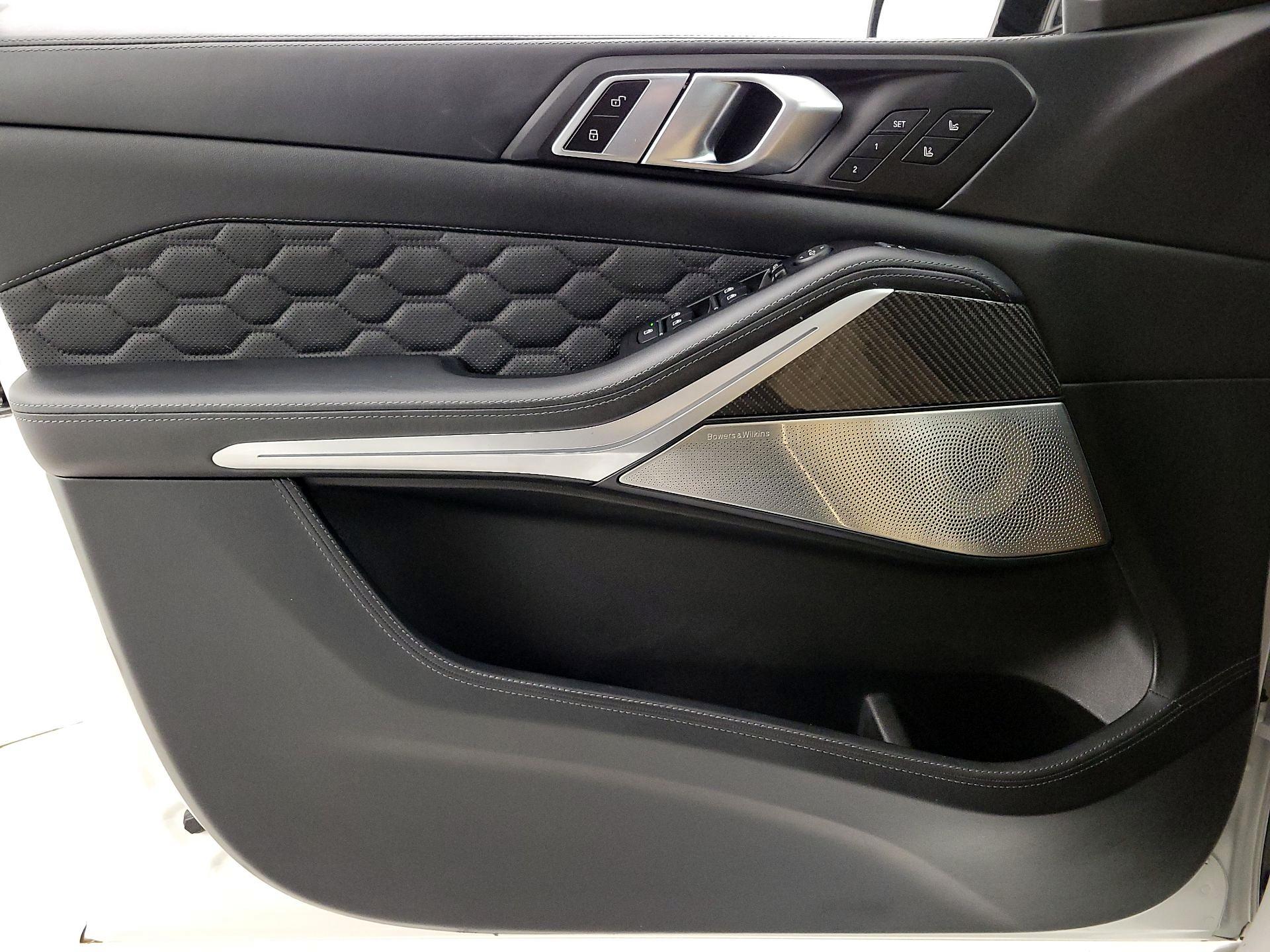 Thumbnail: 2023 BMW X5 - 12