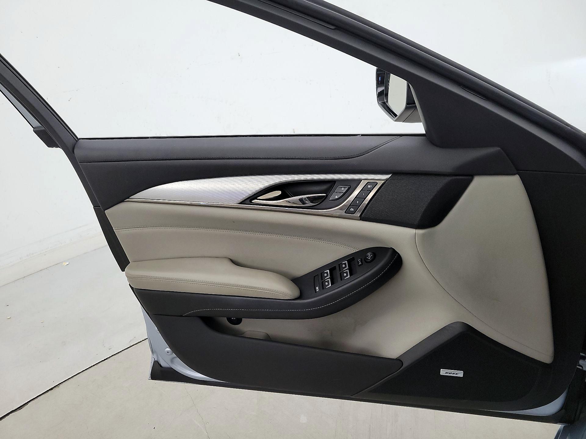 Thumbnail: 2018 Cadillac CTS - 12