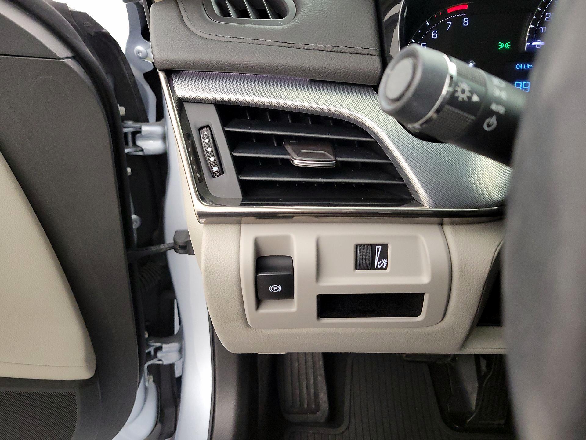 Thumbnail: 2018 Cadillac CTS - 13