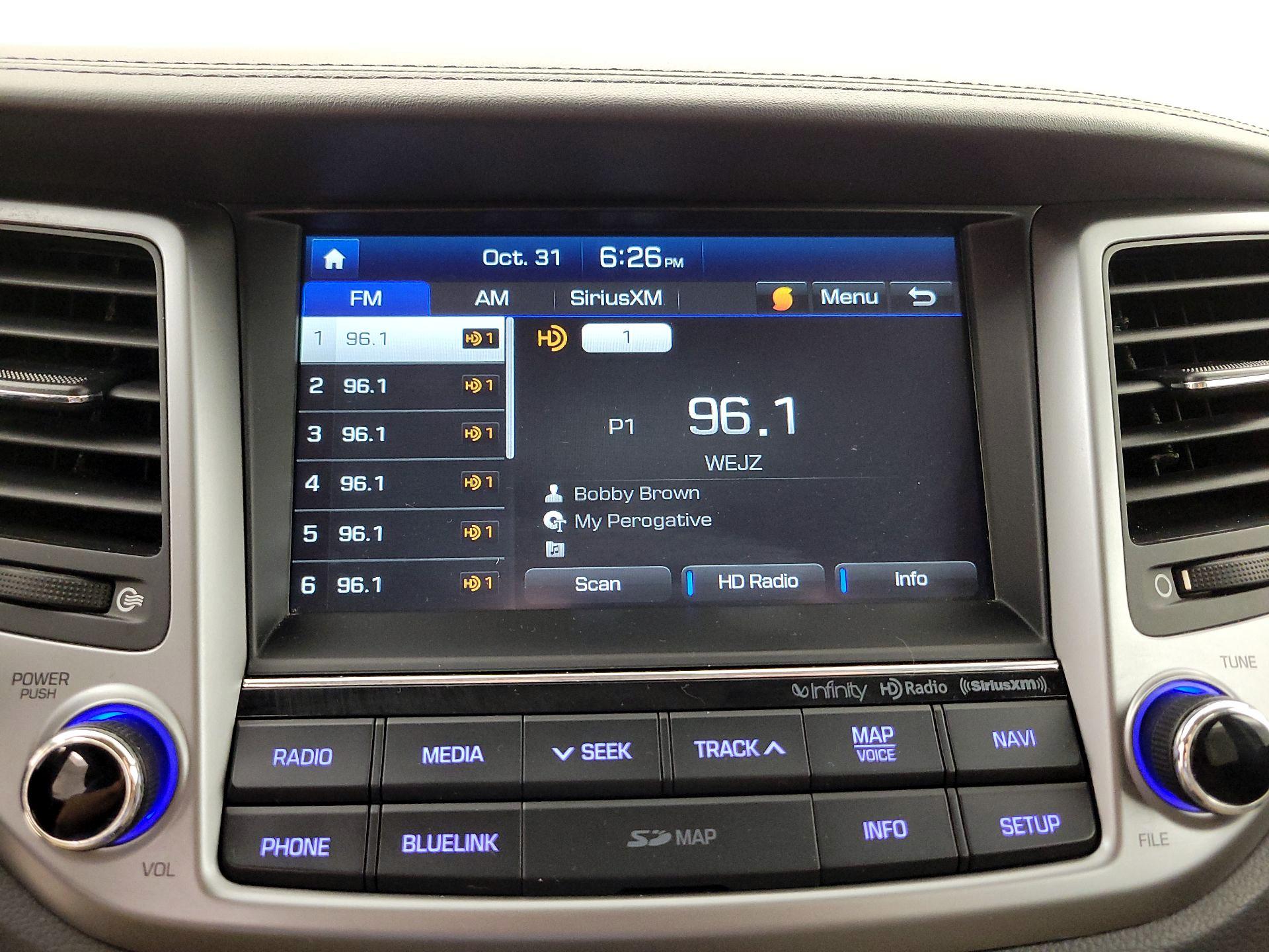 Thumbnail: 2017 Hyundai Tucson - 16