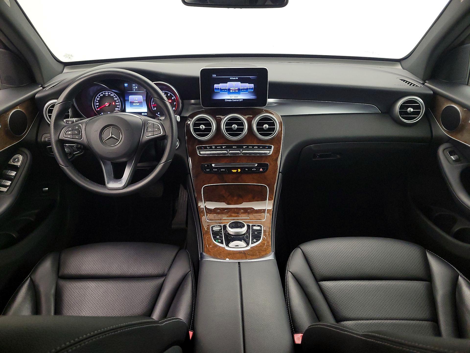 Thumbnail: 2018 Mercedes-Benz GLC - 9