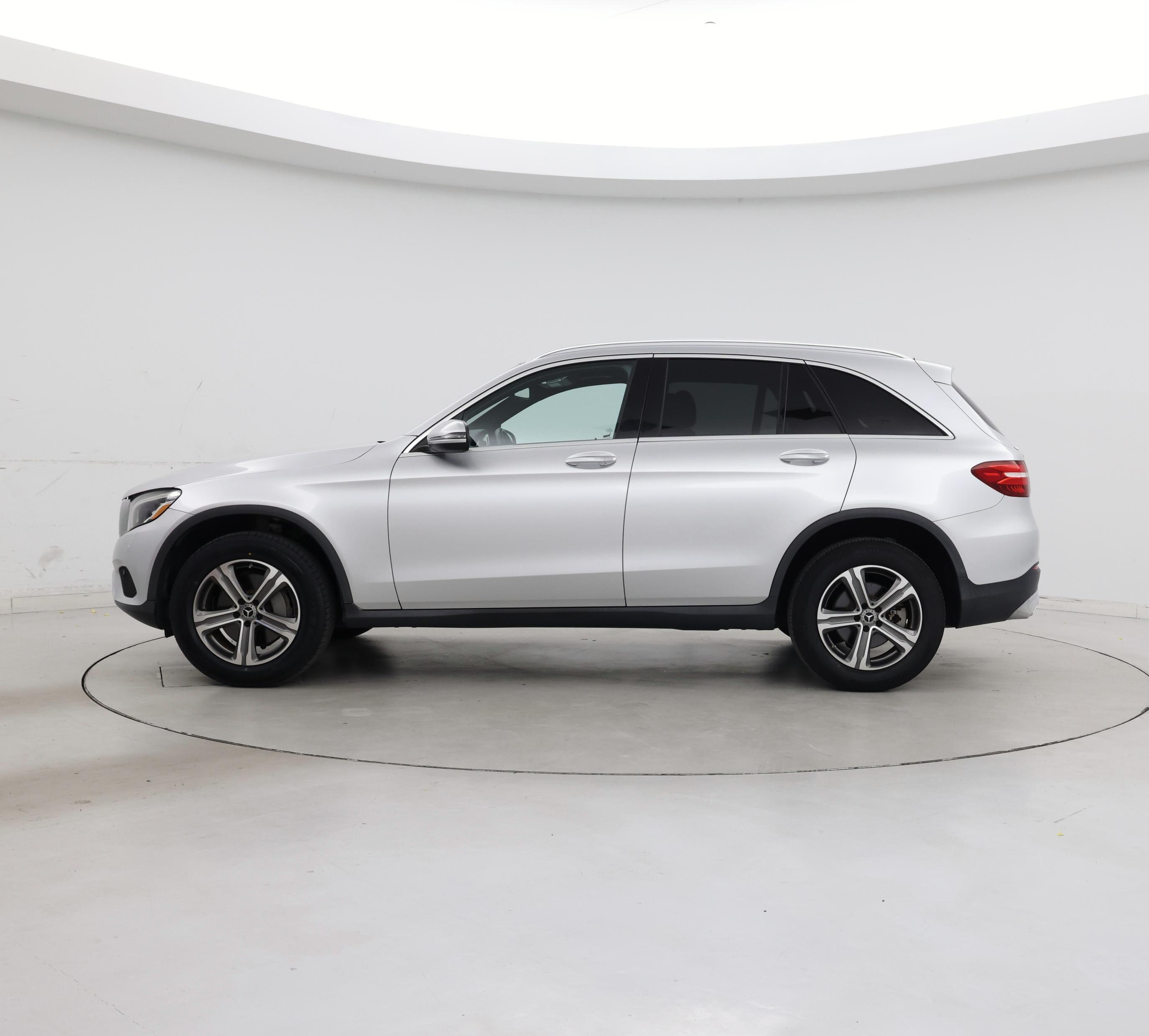 Thumbnail: 2018 Mercedes-Benz GLC - 3