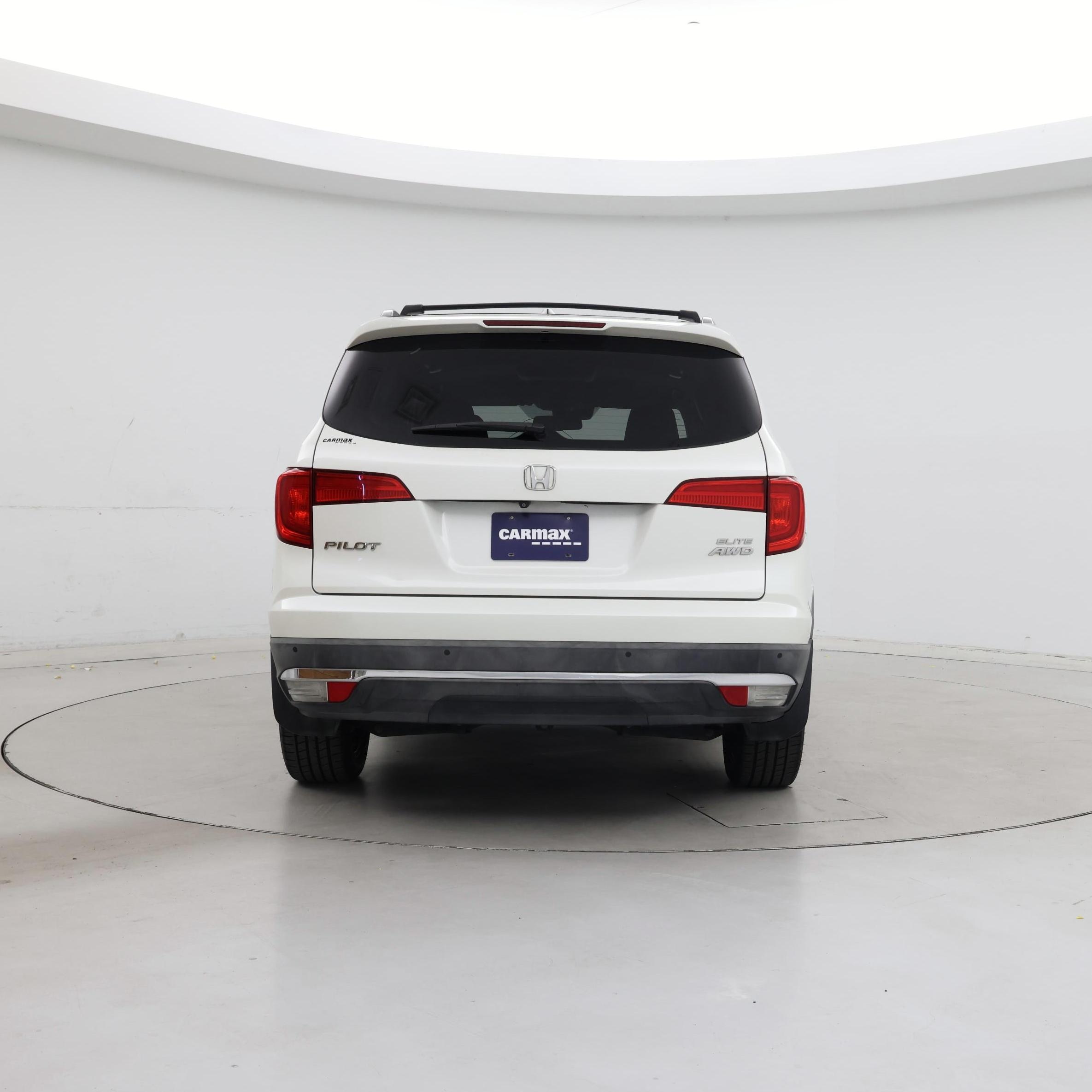 Thumbnail: 2017 Honda Pilot - 6