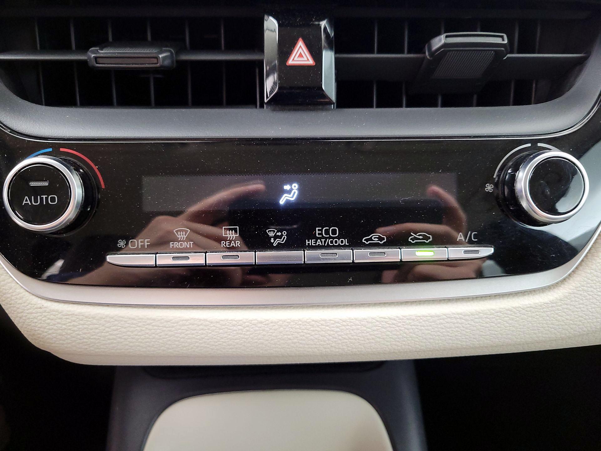 Thumbnail: 2022 Toyota Corolla - 16