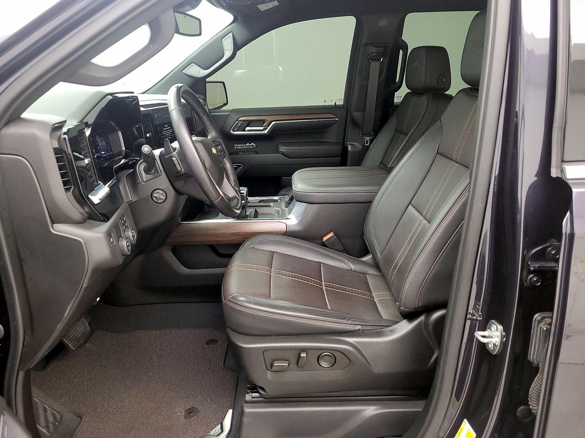 Thumbnail: 2023 Chevrolet Silverado 1500 - 11