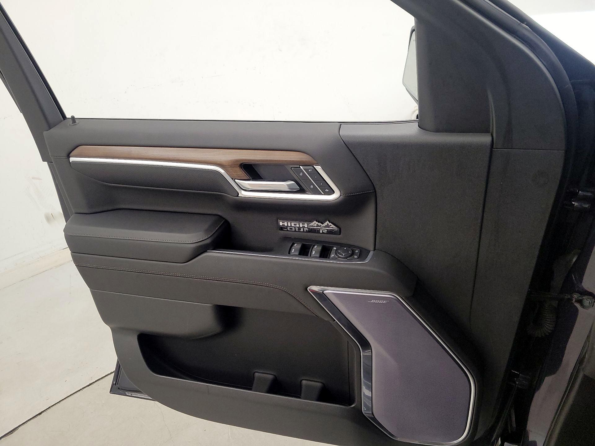 Thumbnail: 2023 Chevrolet Silverado 1500 - 12