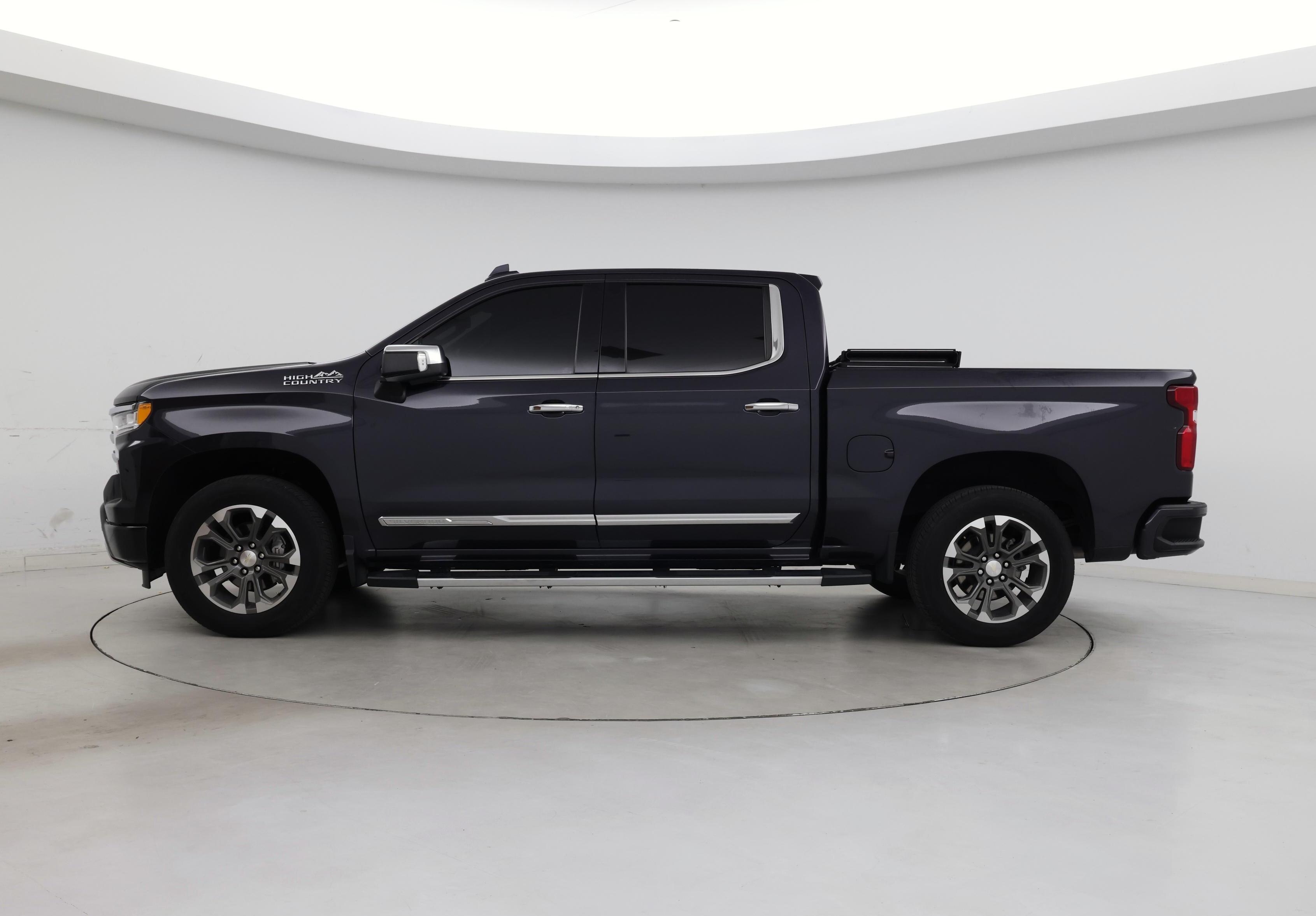 Thumbnail: 2023 Chevrolet Silverado 1500 - 3