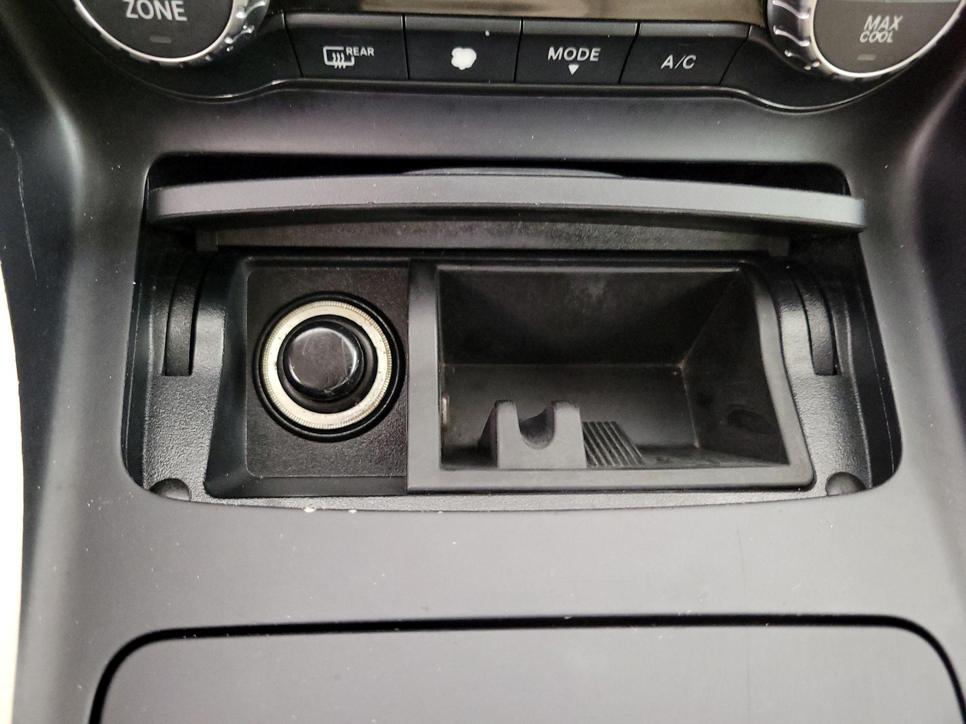 Thumbnail: 2015 Mercedes-Benz GLA - 19