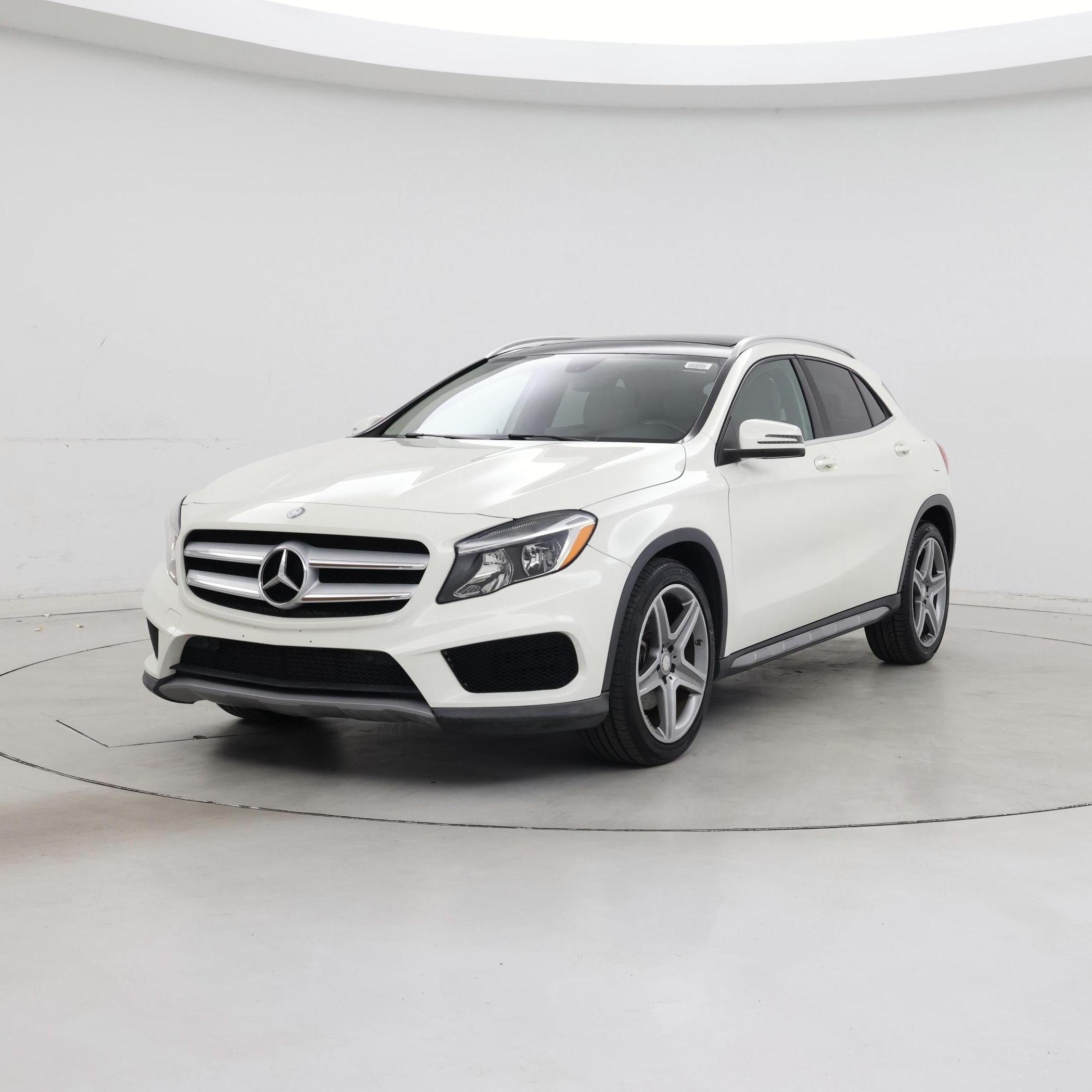 Thumbnail: 2015 Mercedes-Benz GLA - 4