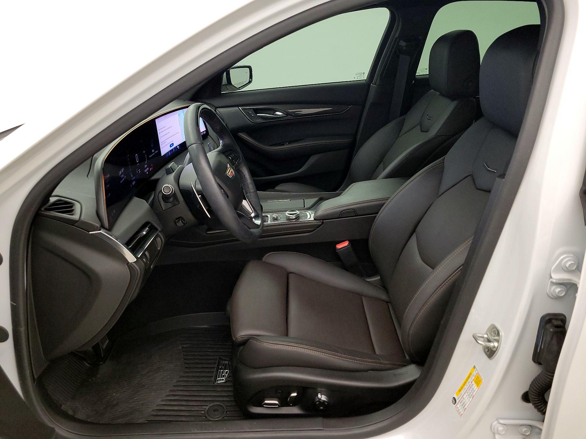 Thumbnail: 2025 Cadillac CT5 - 11