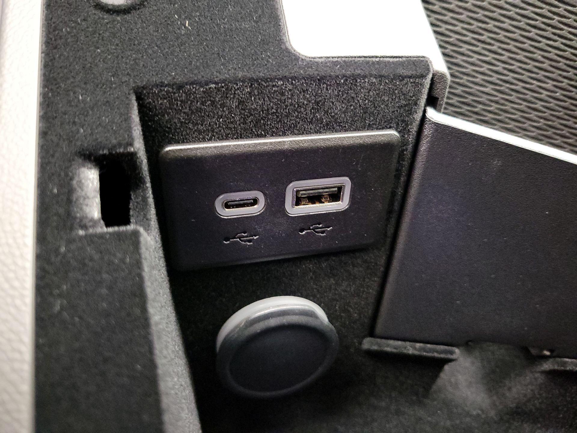 Thumbnail: 2025 Cadillac CT5 - 19