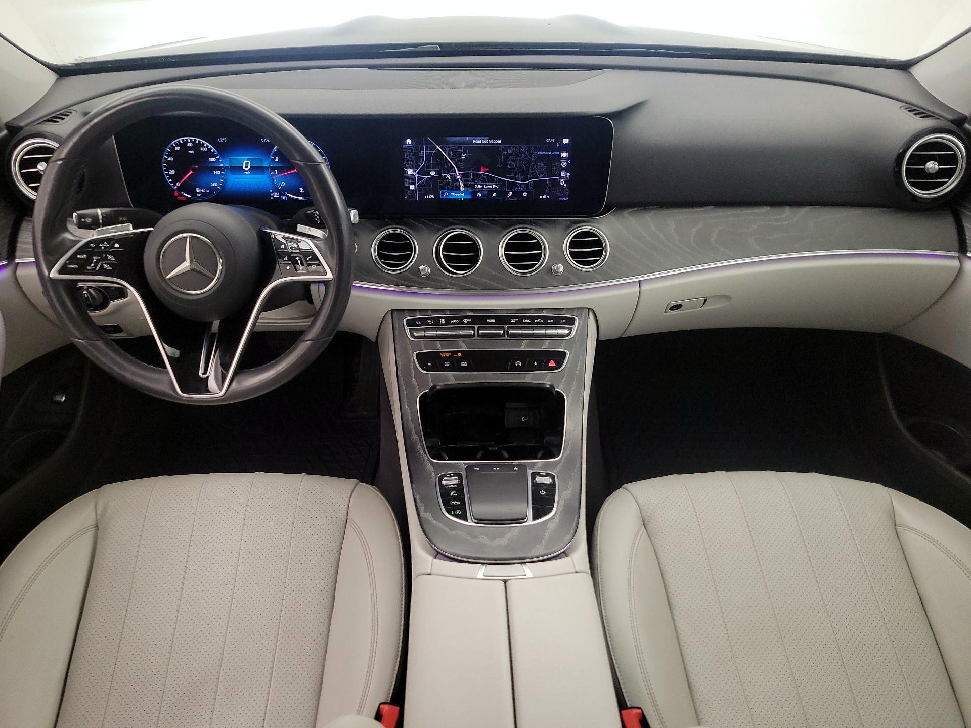 Thumbnail: 2022 Mercedes-Benz E-Class - 9