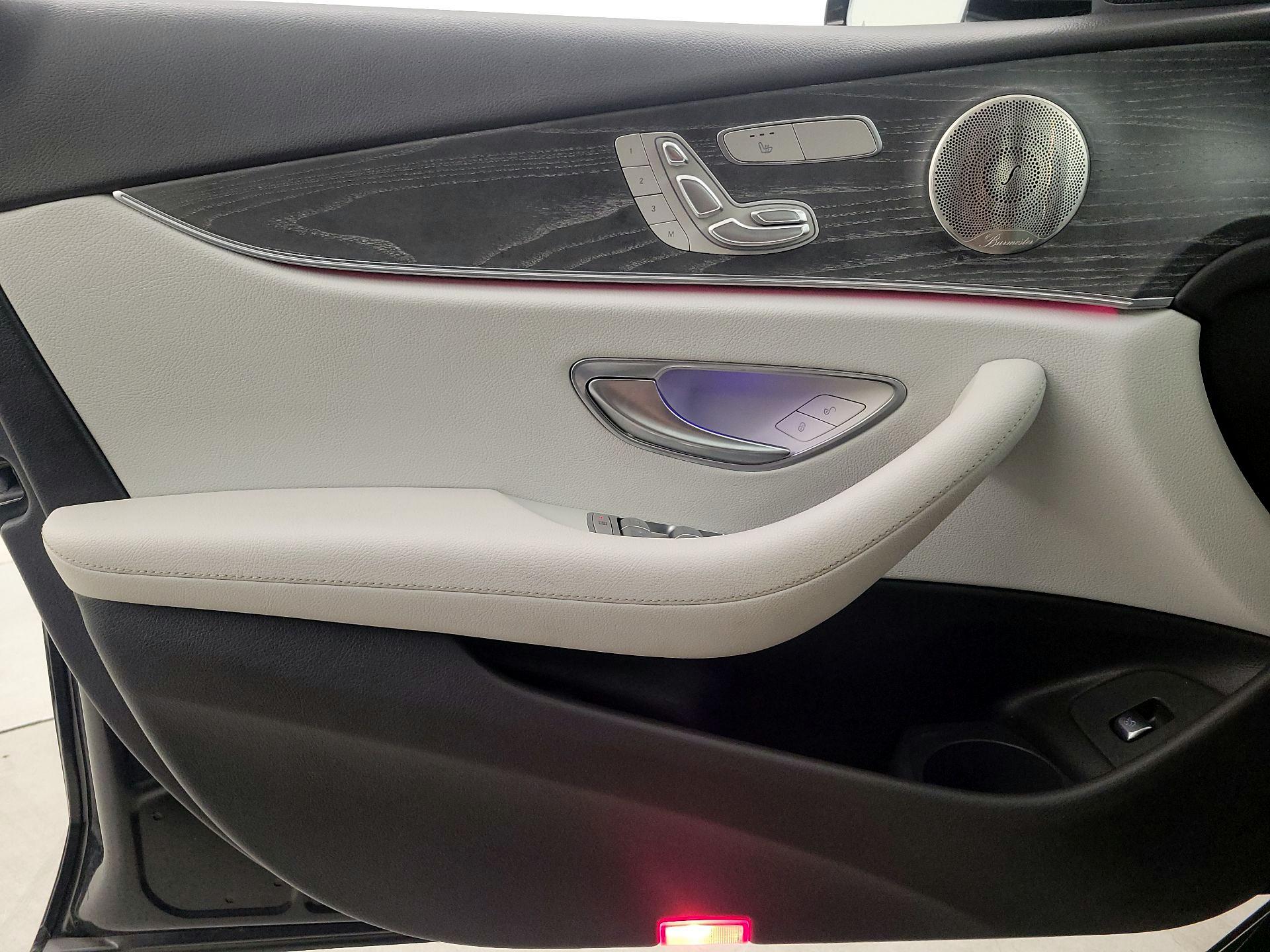 Thumbnail: 2022 Mercedes-Benz E-Class - 12