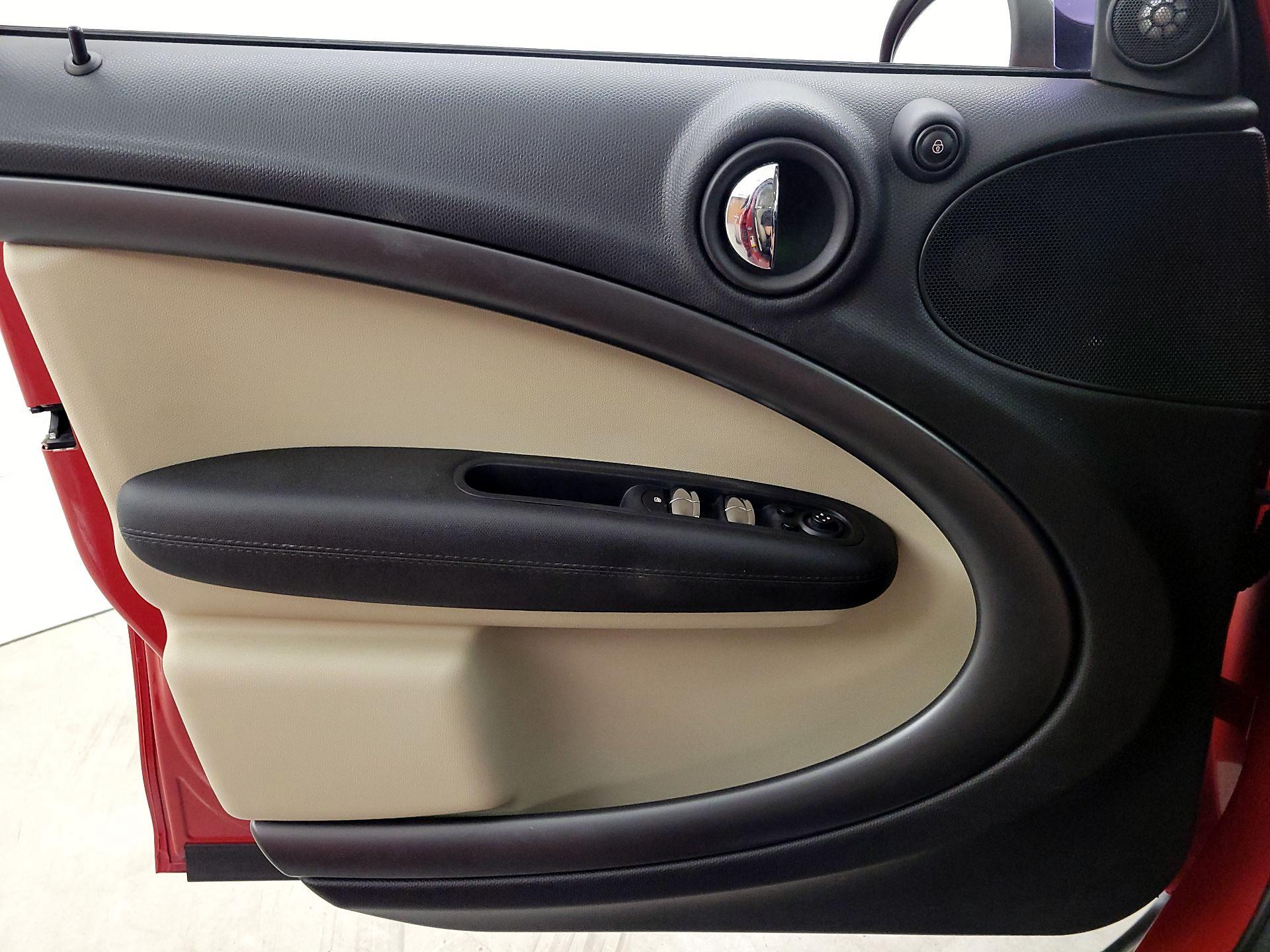 Thumbnail: 2015 MINI Cooper Countryman - 12