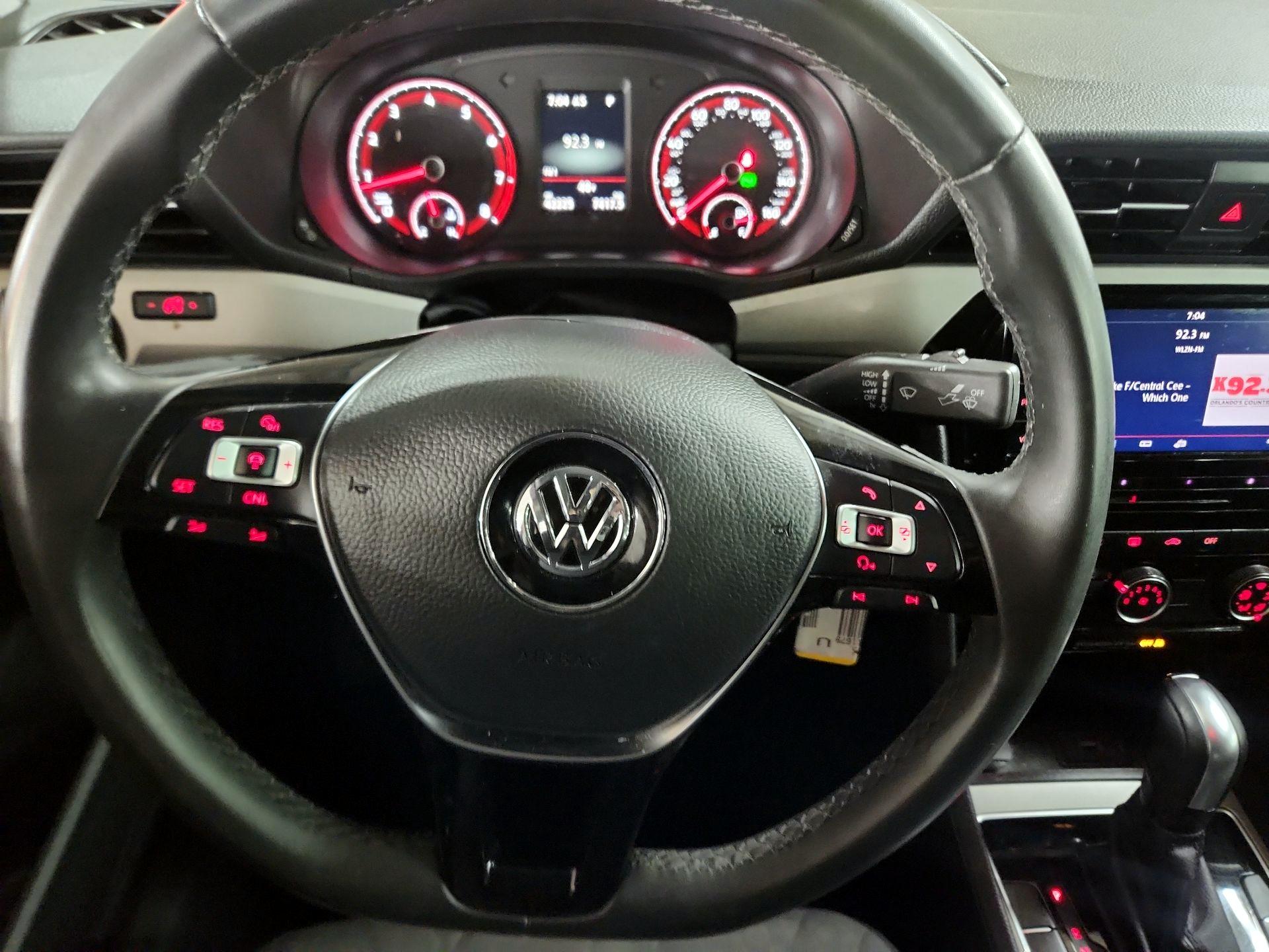 Thumbnail: 2021 Volkswagen Passat - 10