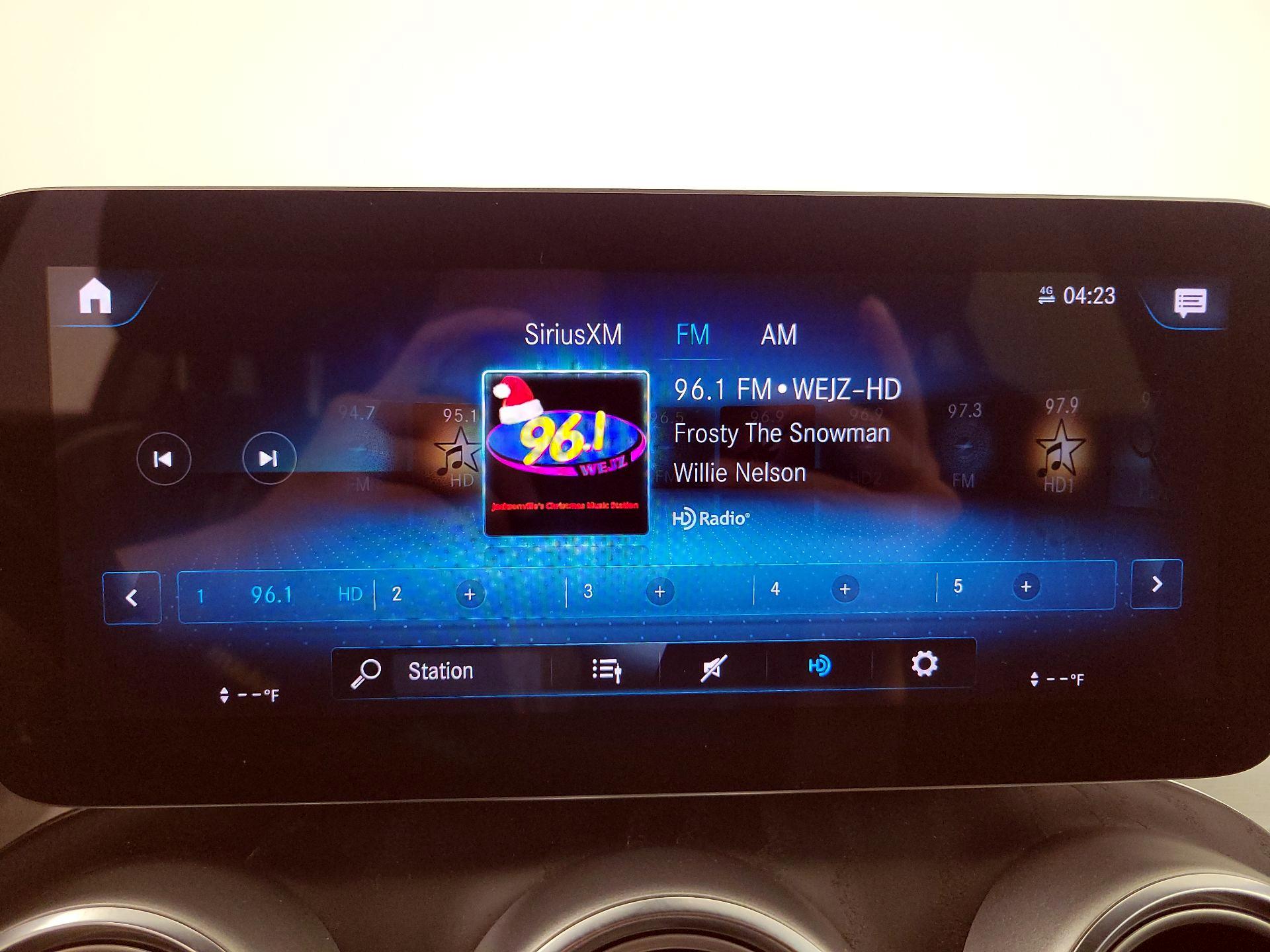 Thumbnail: 2021 Mercedes-Benz GLC - 15