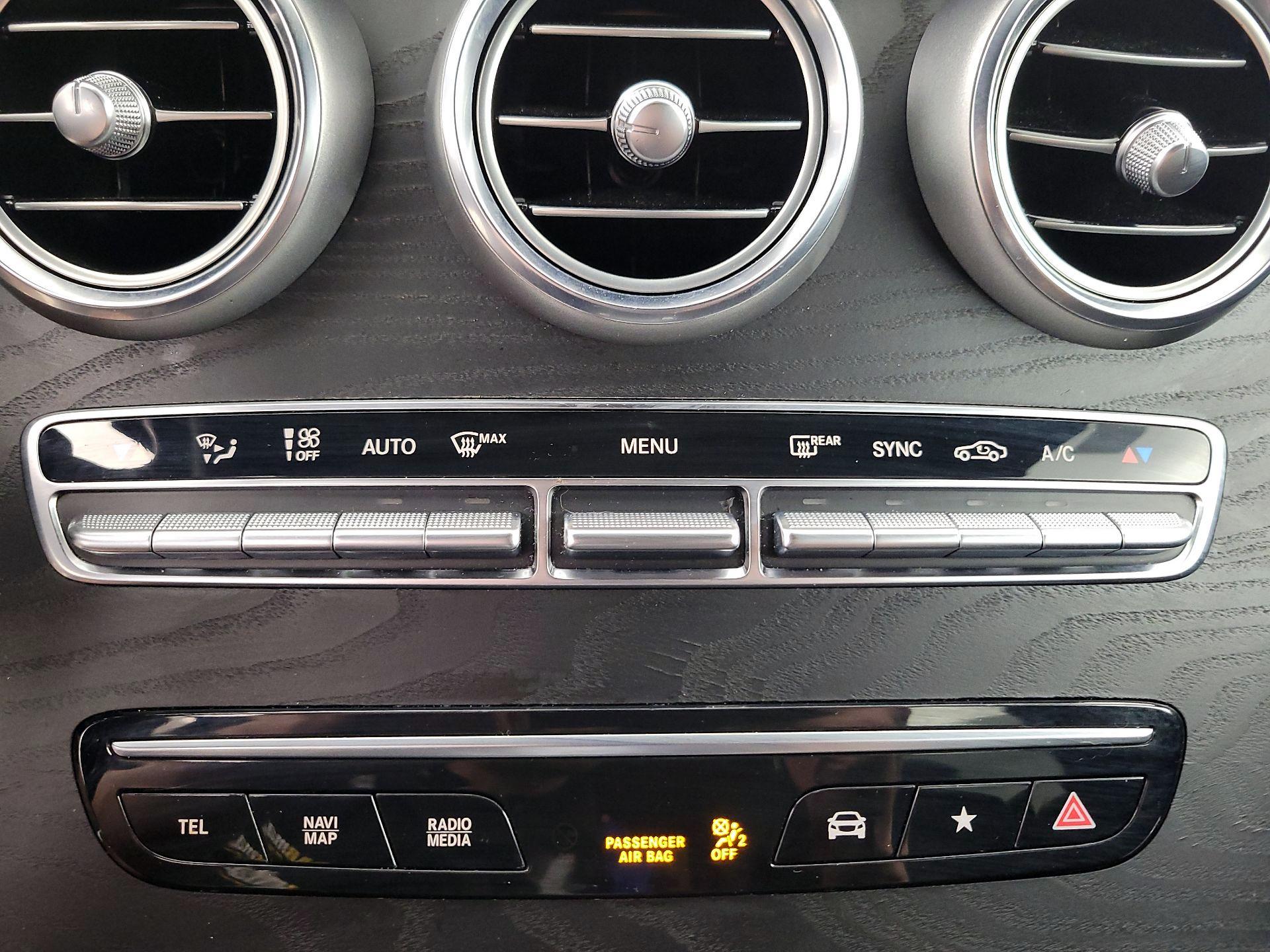 Thumbnail: 2021 Mercedes-Benz GLC - 16