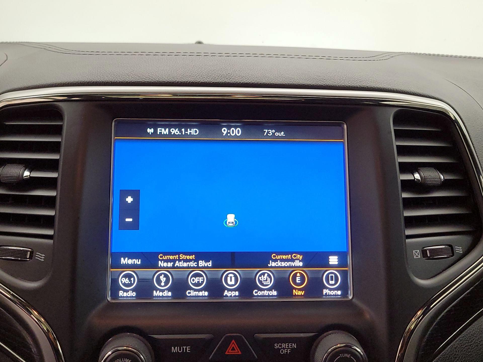 Thumbnail: 2018 Jeep Grand Cherokee - 14