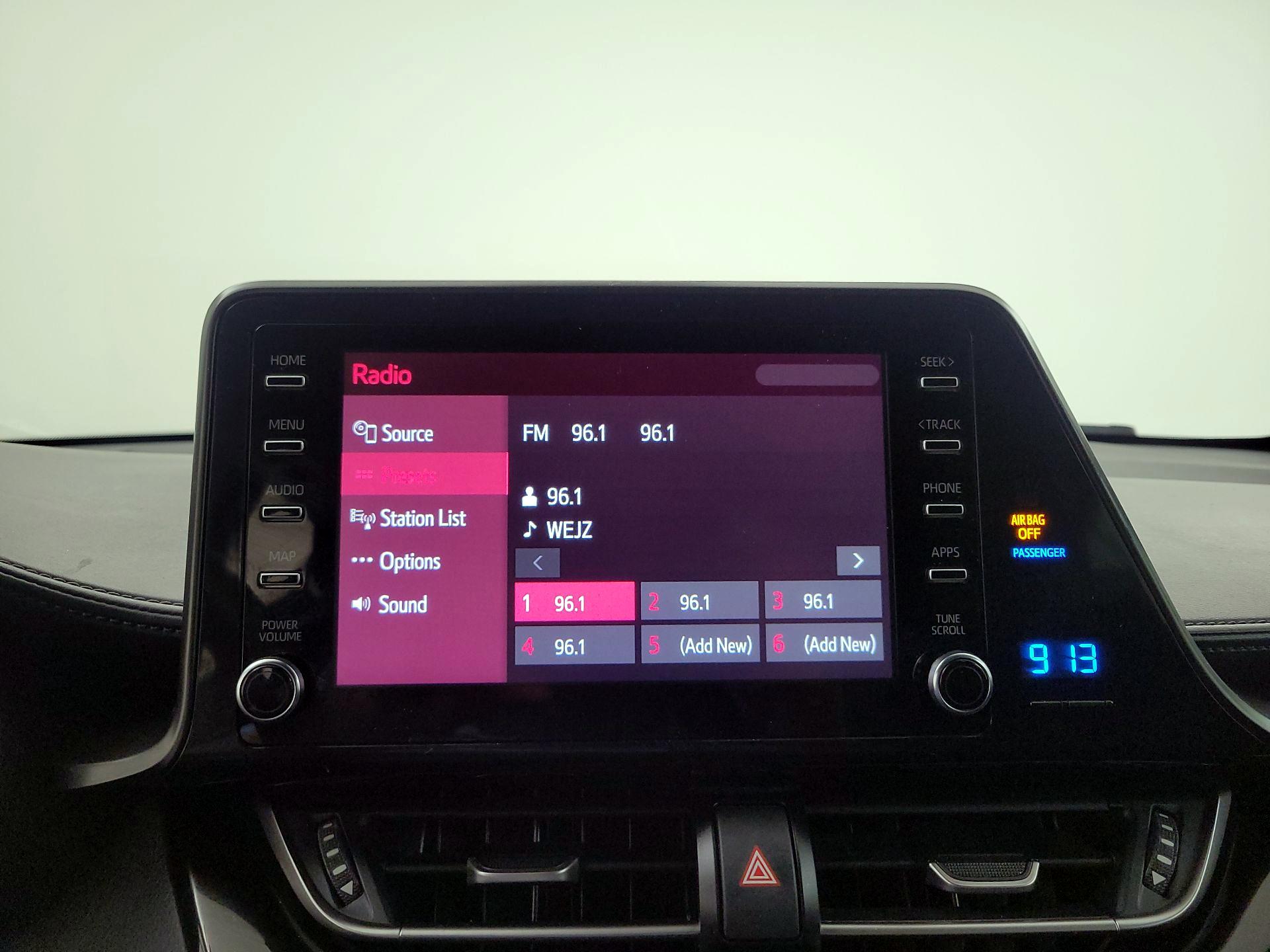 Thumbnail: 2019 Toyota C-HR - 15