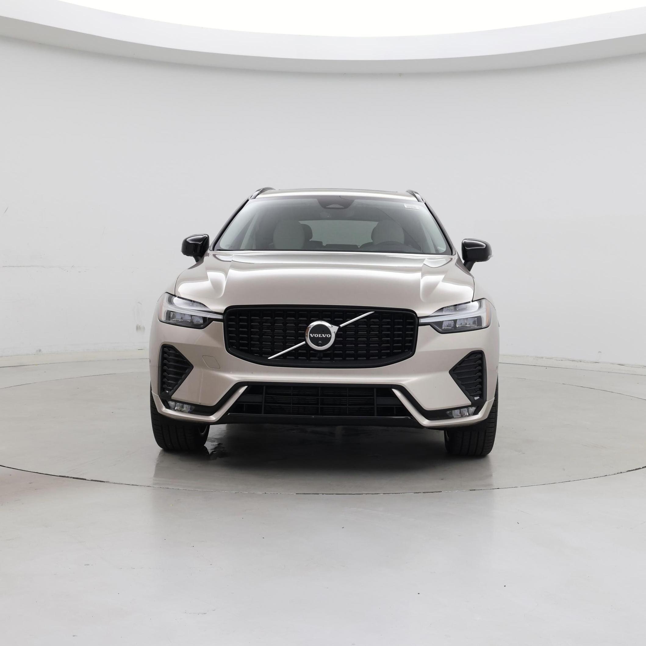 Thumbnail: 2025 Volvo XC60 - 5