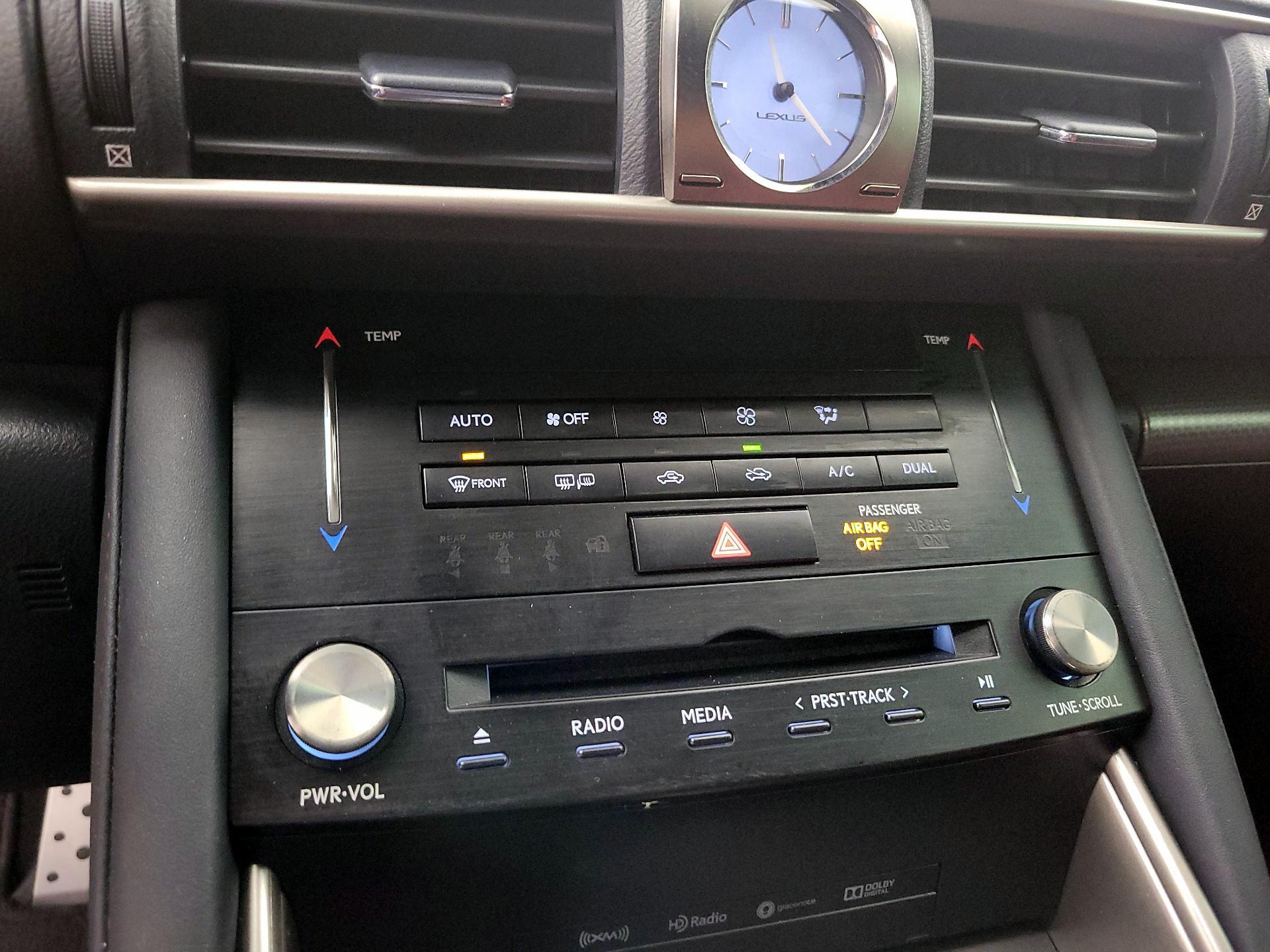 Thumbnail: 2017 Lexus IS - 17