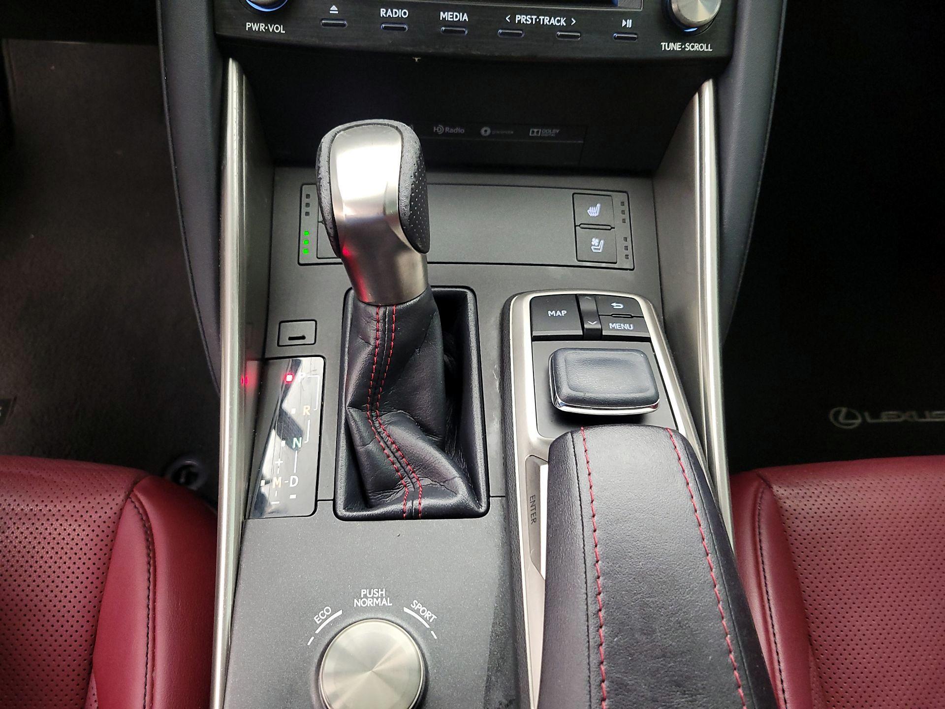 Thumbnail: 2017 Lexus IS - 18