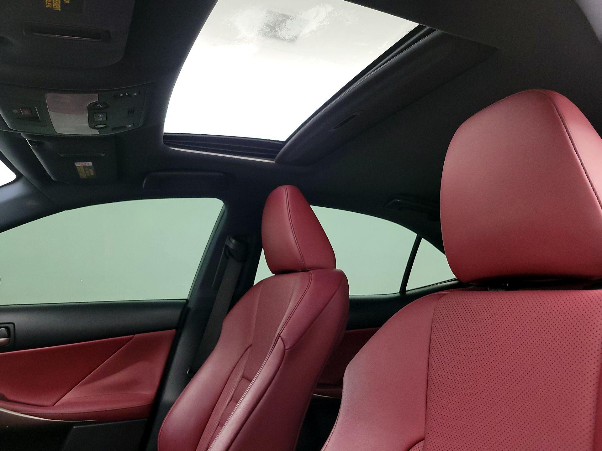 Thumbnail: 2017 Lexus IS - 20