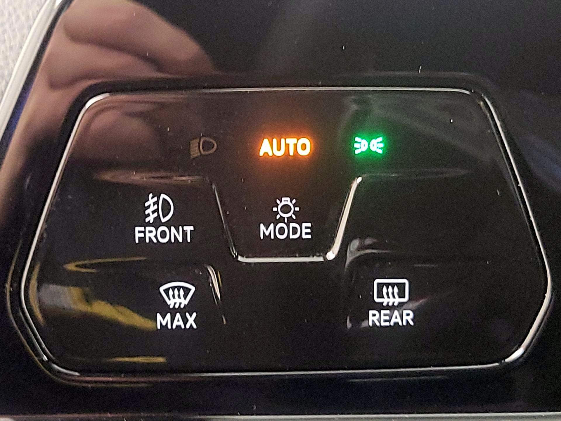 Thumbnail: 2024 Volkswagen Golf - 13