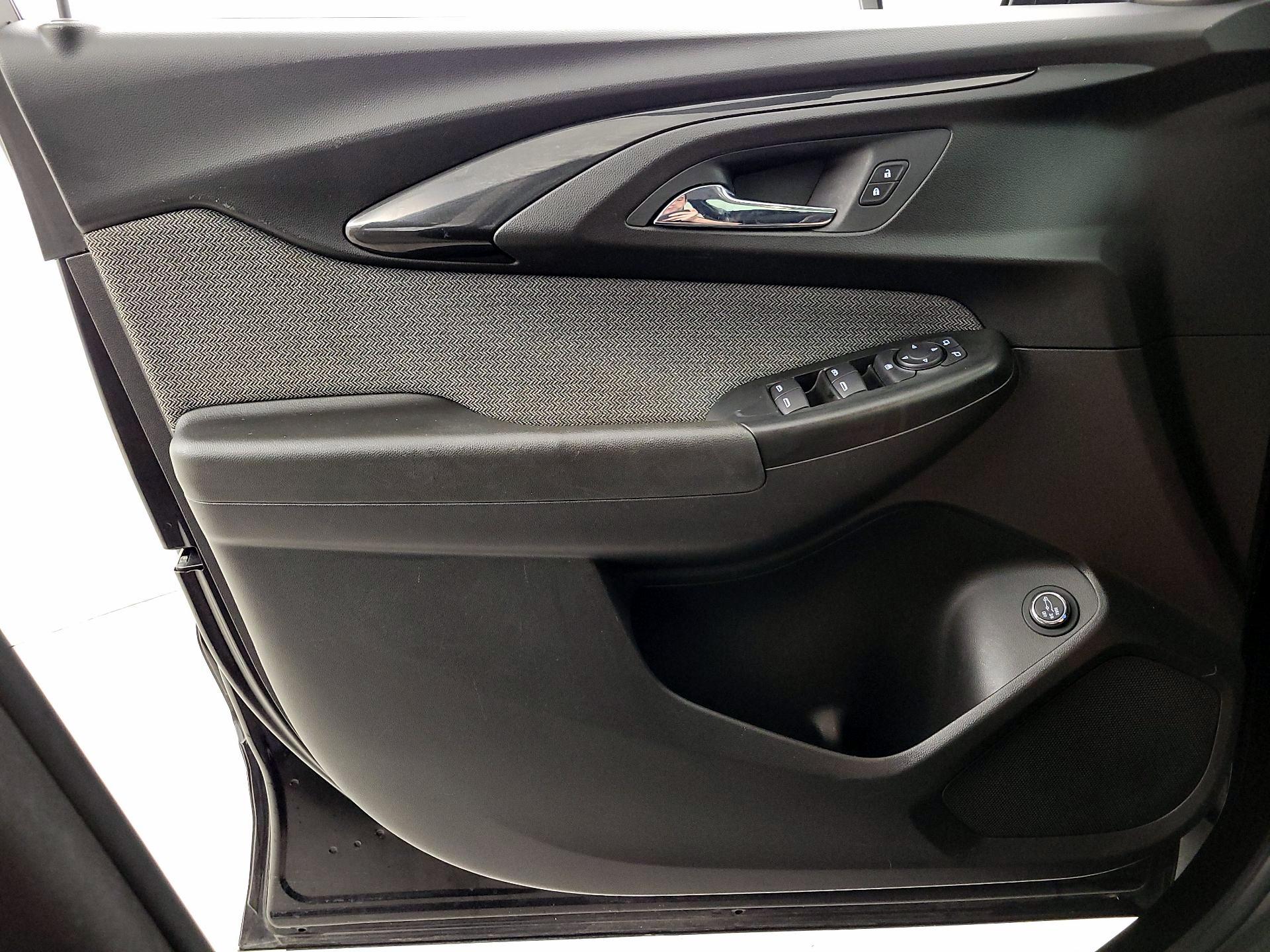 Thumbnail: 2021 Chevrolet TrailBlazer - 12