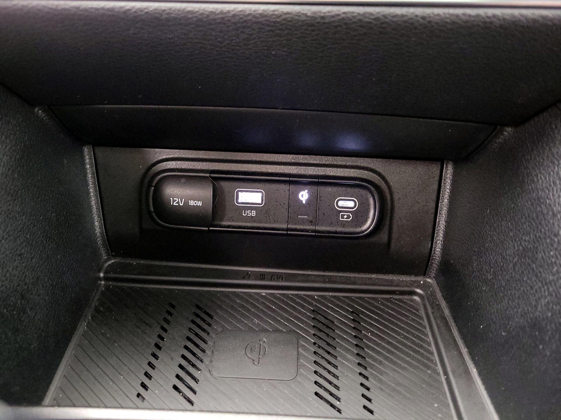 Thumbnail: 2023 Kia Sportage - 19