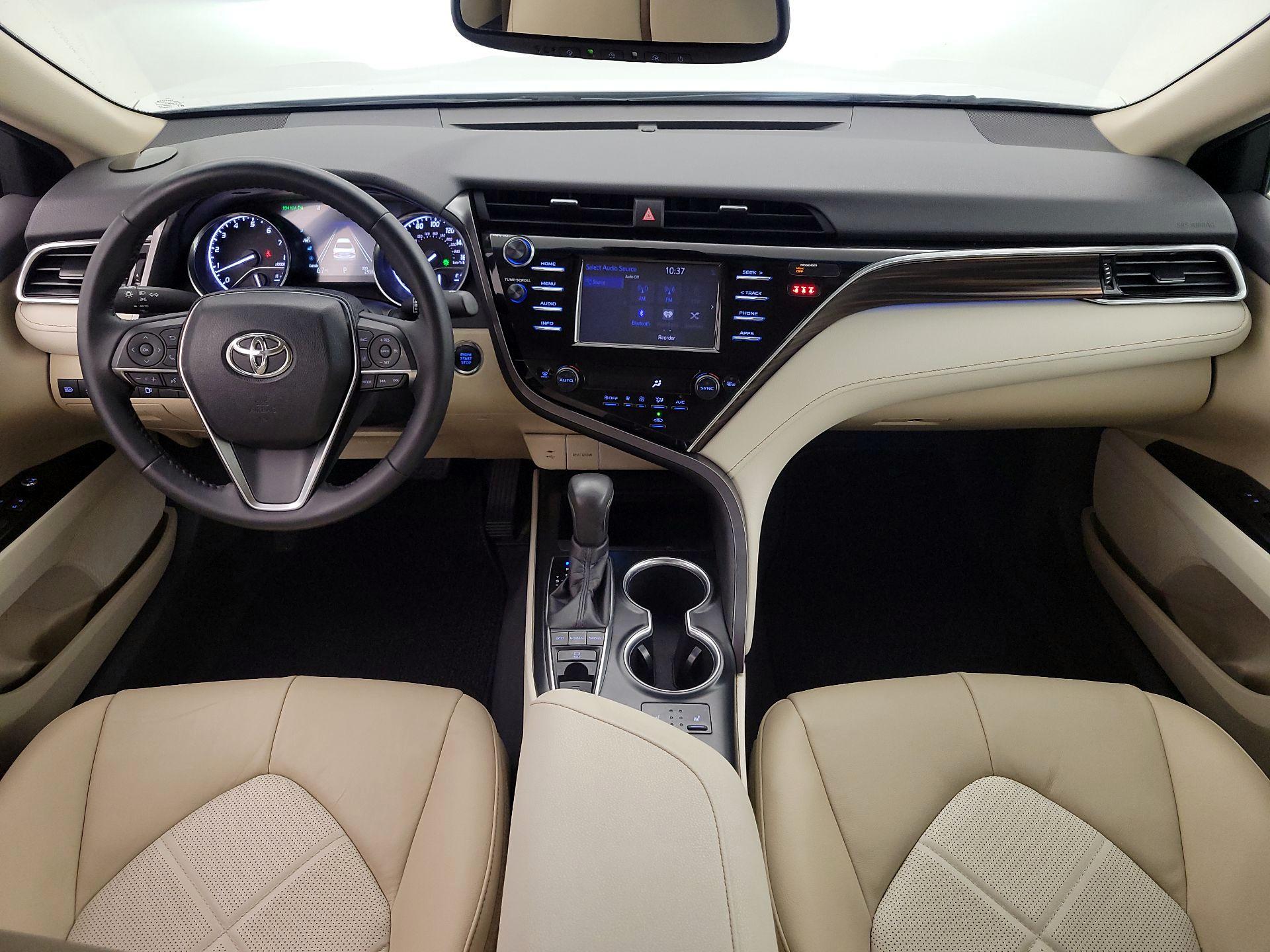 Thumbnail: 2018 Toyota Camry - 9