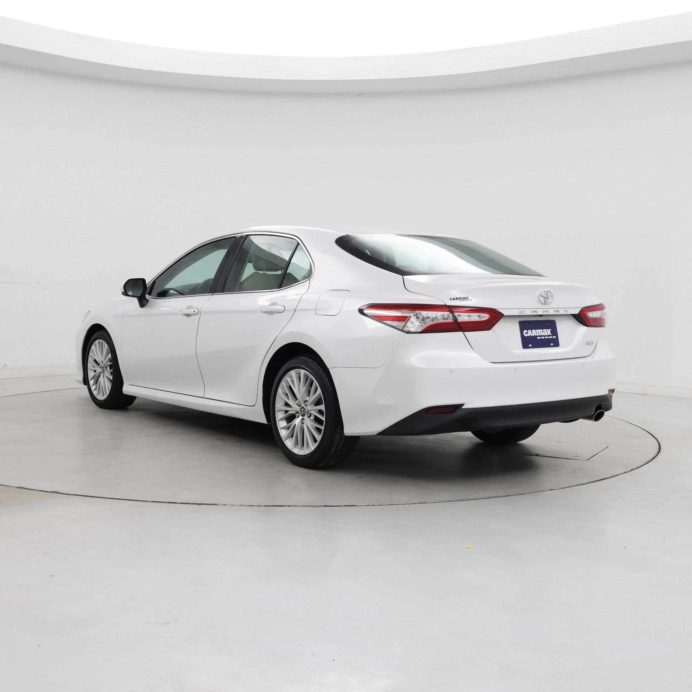 Thumbnail: 2018 Toyota Camry - 2