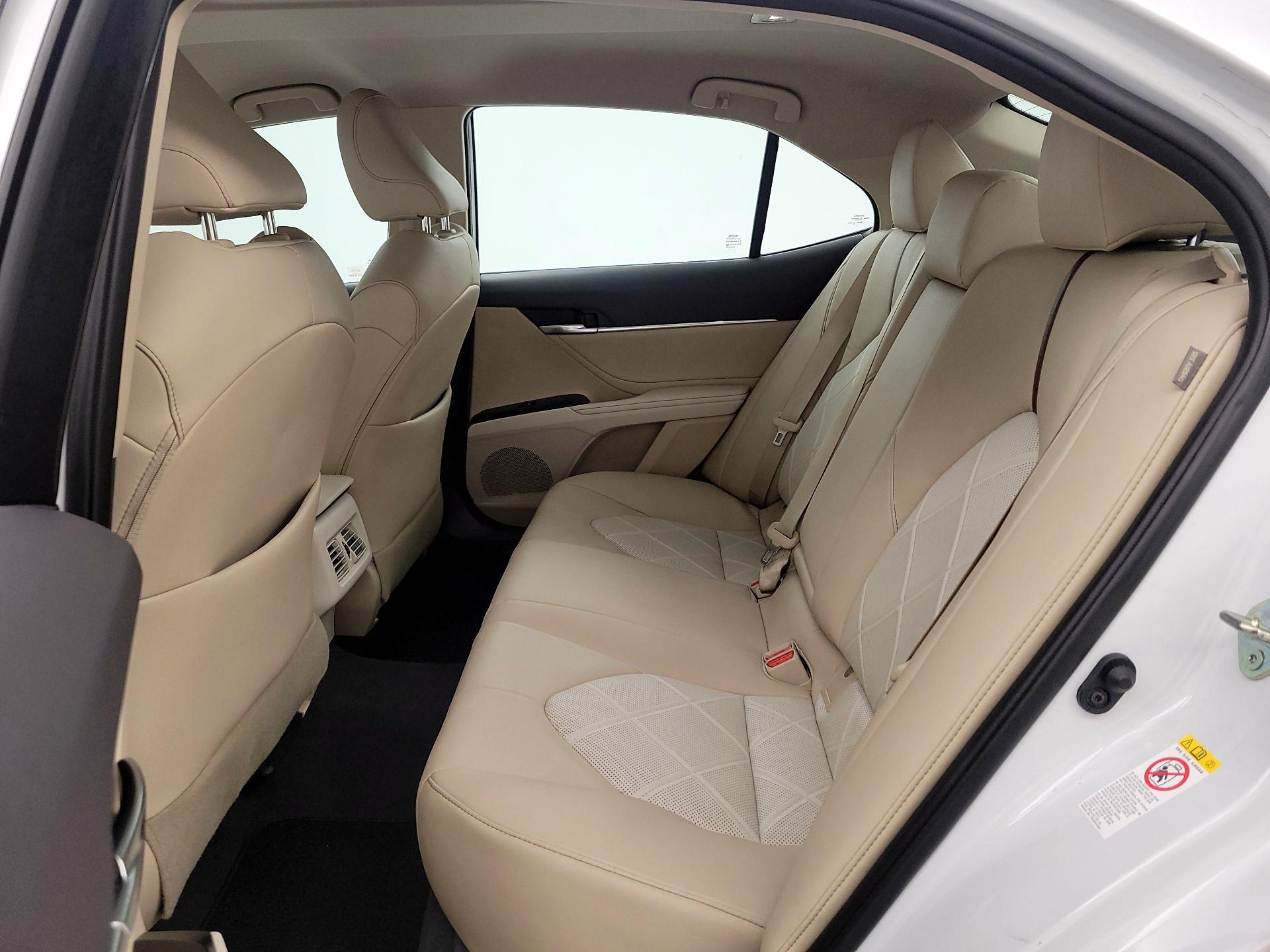 Thumbnail: 2018 Toyota Camry - 19