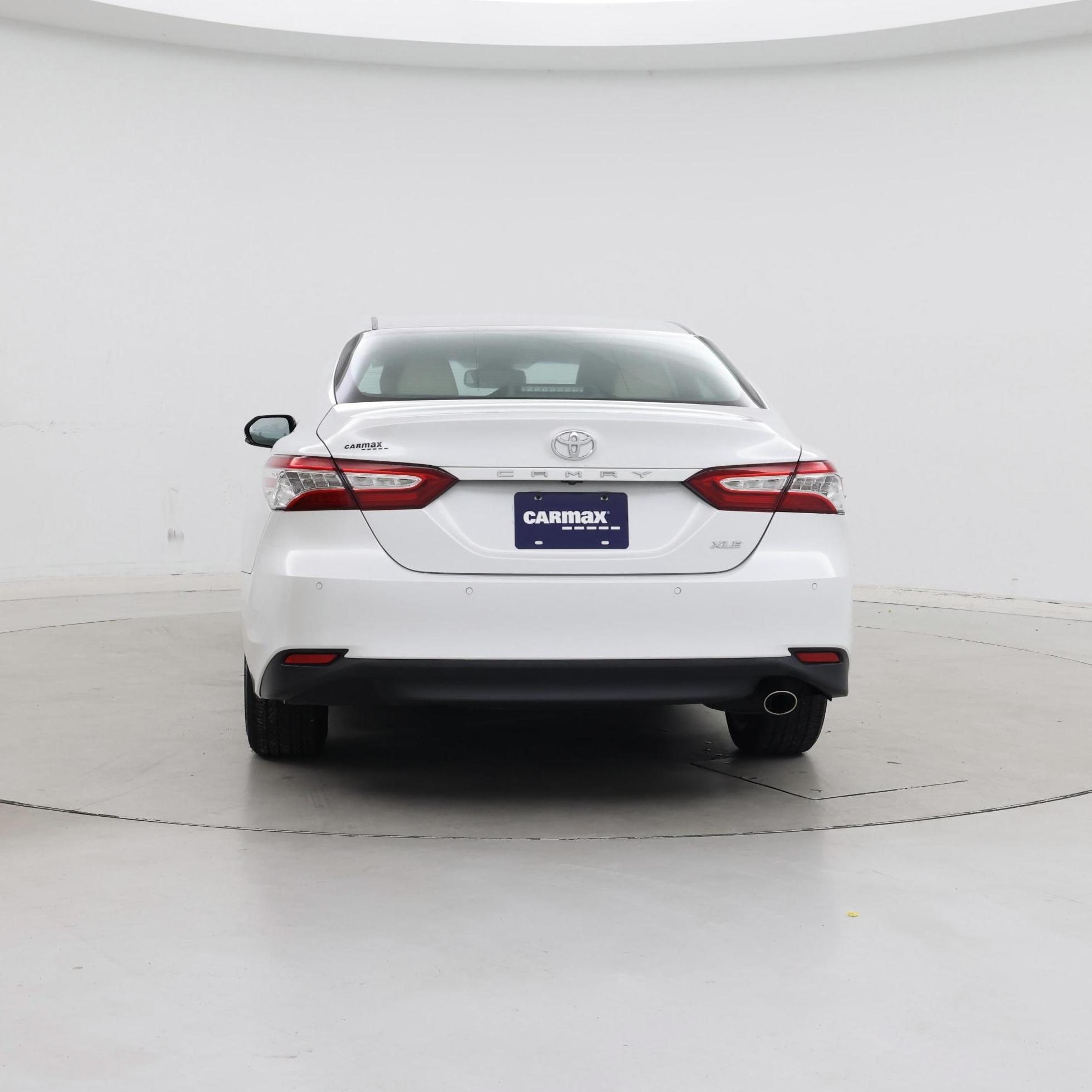 Thumbnail: 2018 Toyota Camry - 6